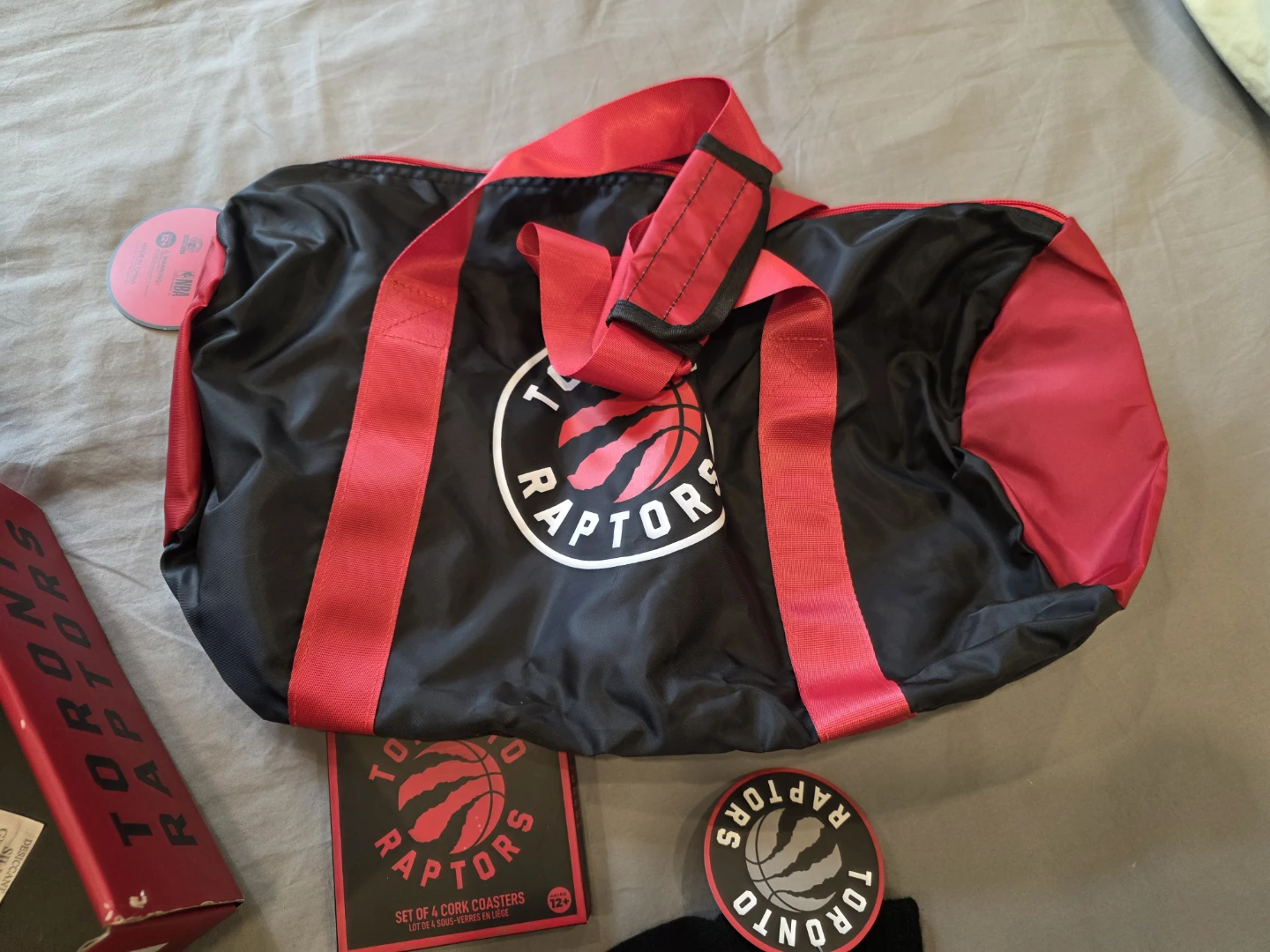 Toronto Raptors Loot box 2021 memorabilia - photo 3