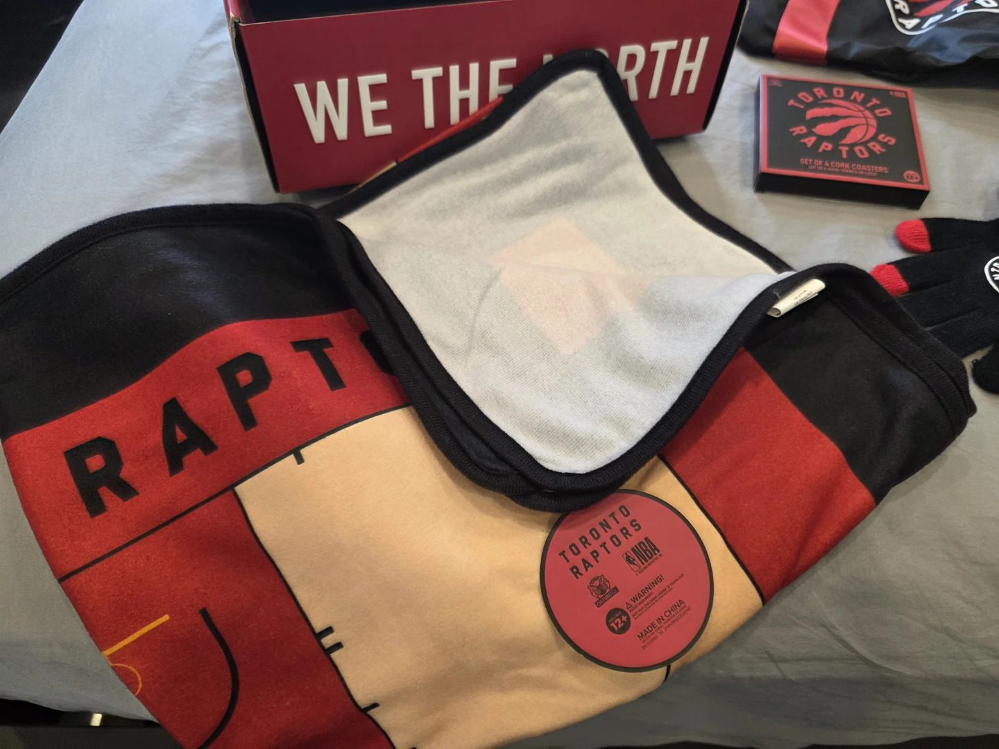 Toronto Raptors Loot box 2021 memorabilia - photo 5