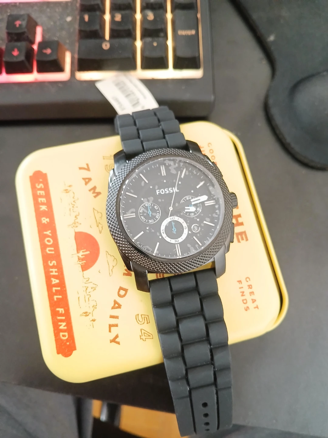 New Fossil Chronograph Watch for men Model FS448 w/ tag