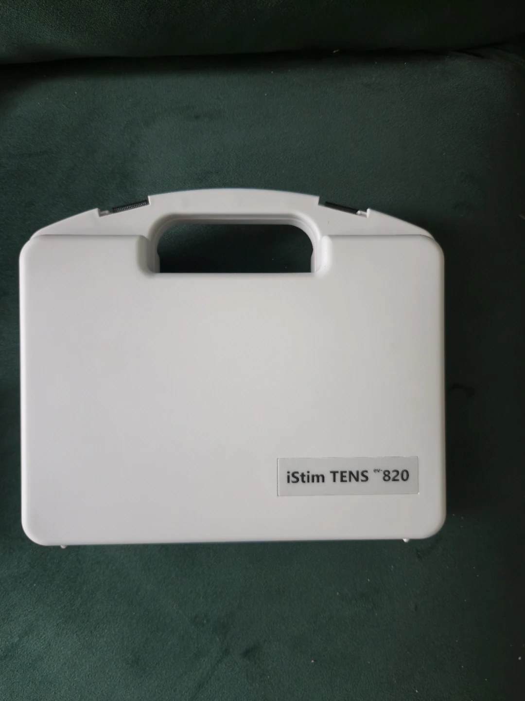iStim TENS 820 Unit with Accessories and Case
