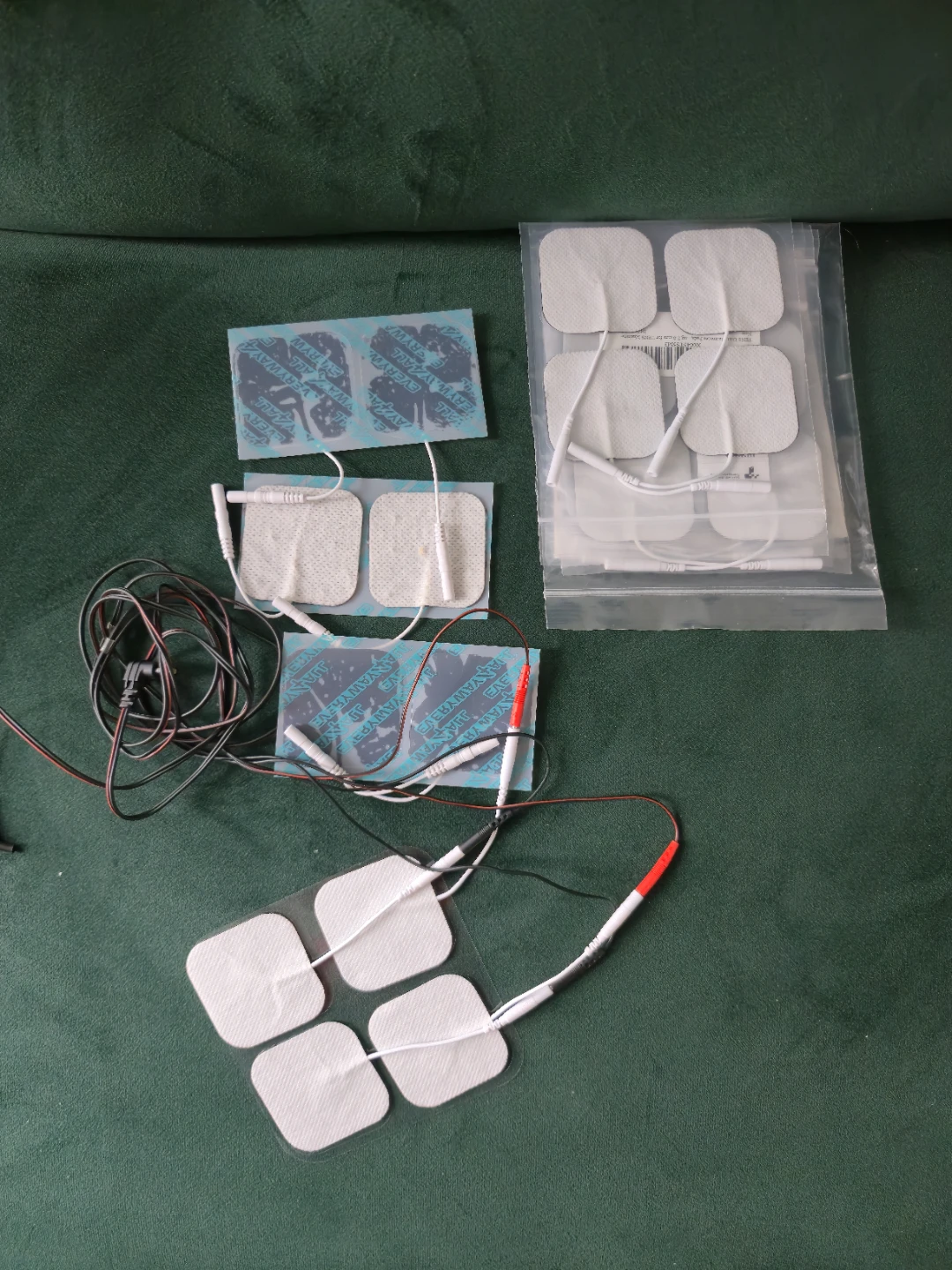 iStim TENS 820 Unit with Accessories and Case - photo 5