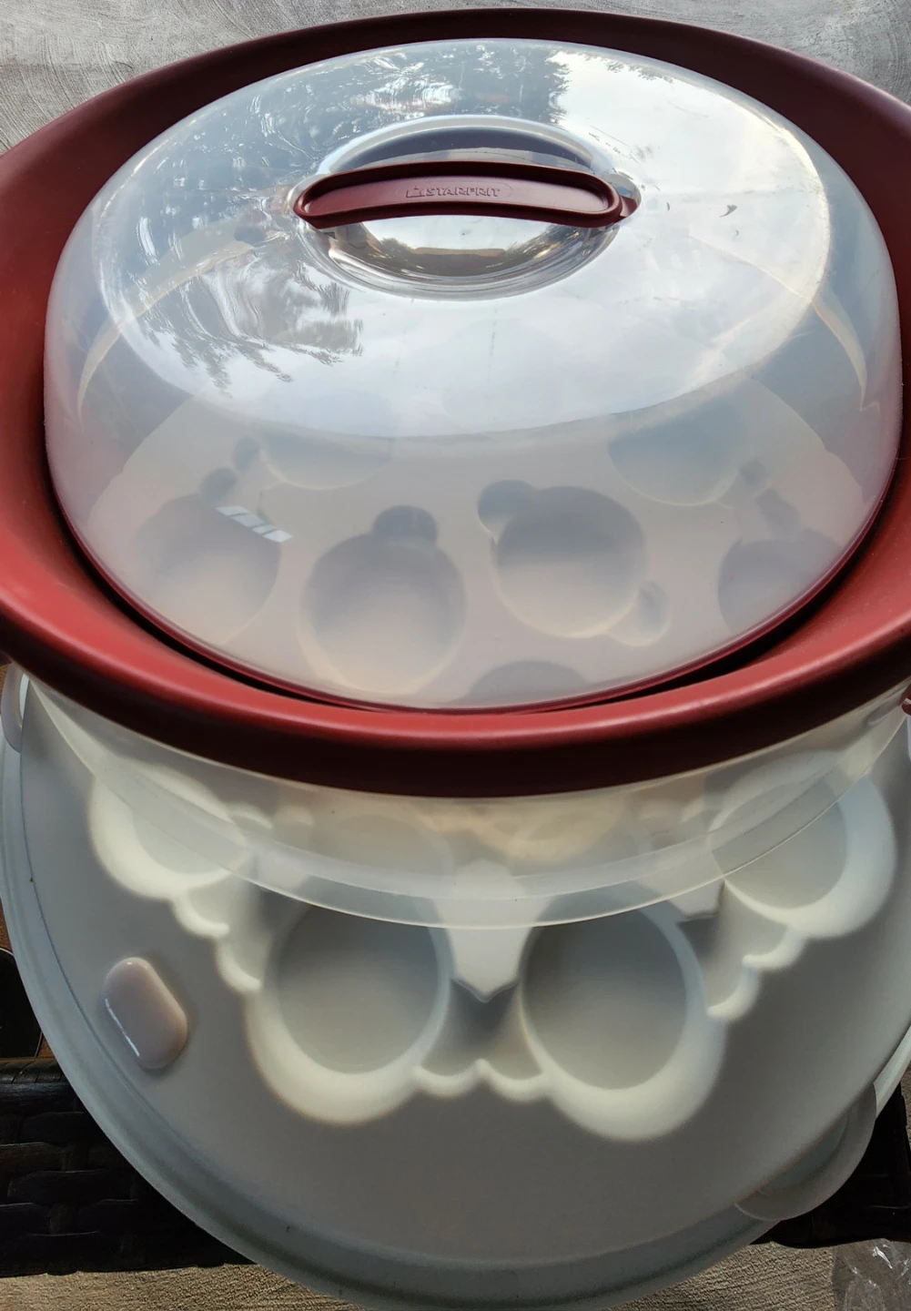 Starfrit Collapsible Cupcake and Cake Carrier - photo 2