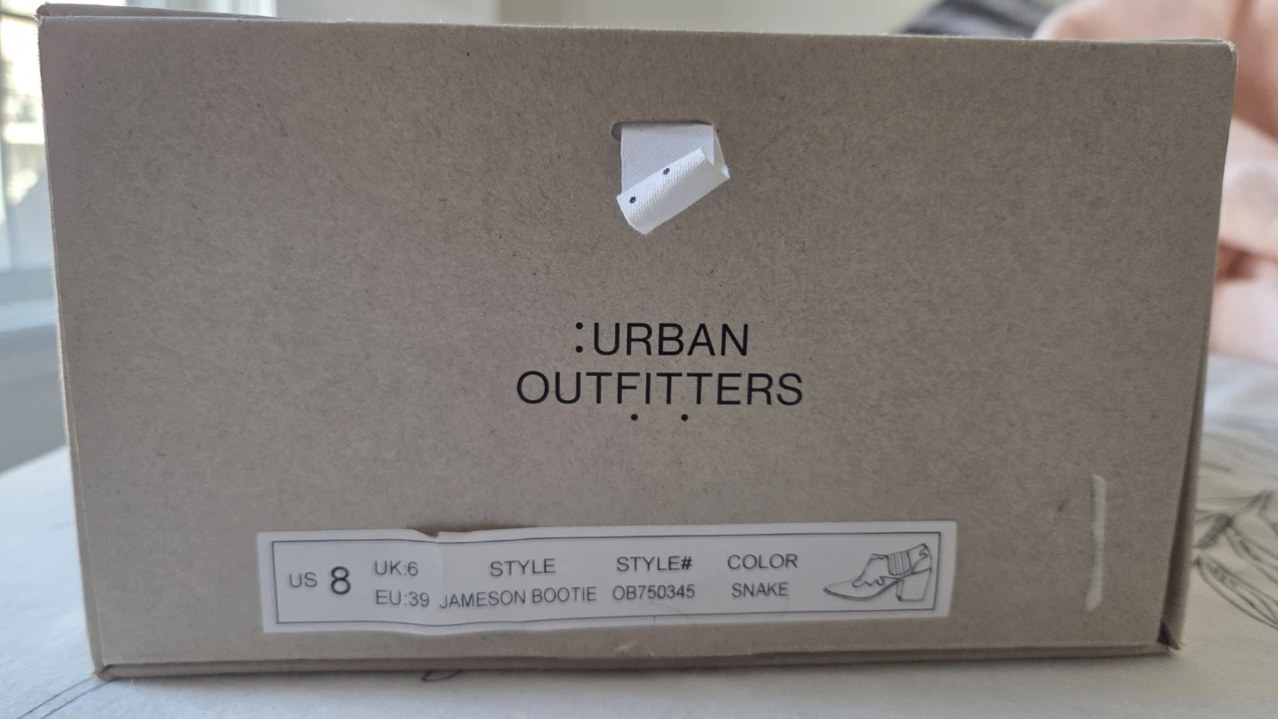 Urban Outfitters Cowboy Booties Snake Print Size 8 - photo 3