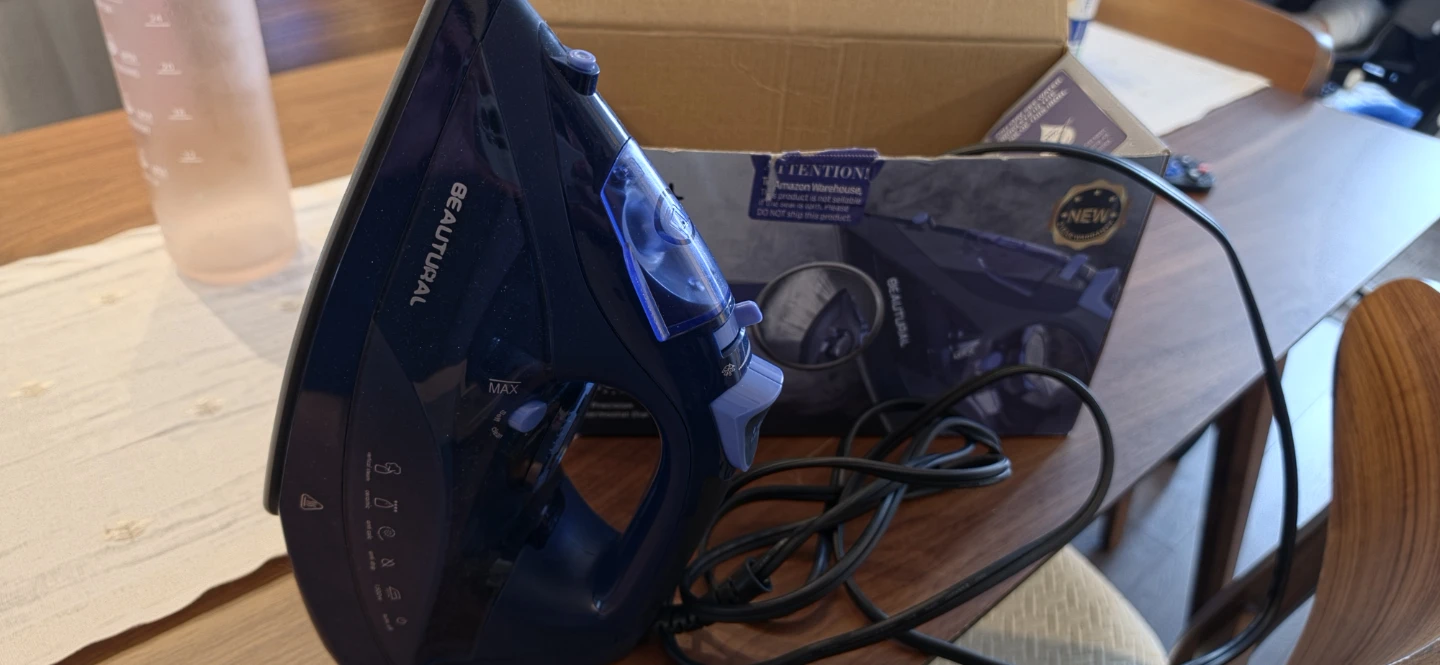 BEAUTURAL Steam Iron, Ironing Board Set and door hanger set - photo 2