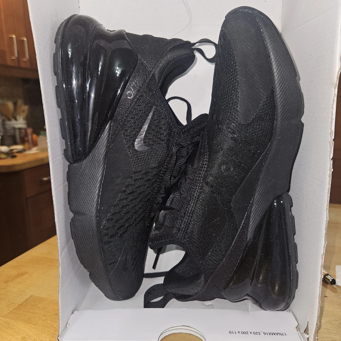 Nike Air Max 270 Women's Sneakers