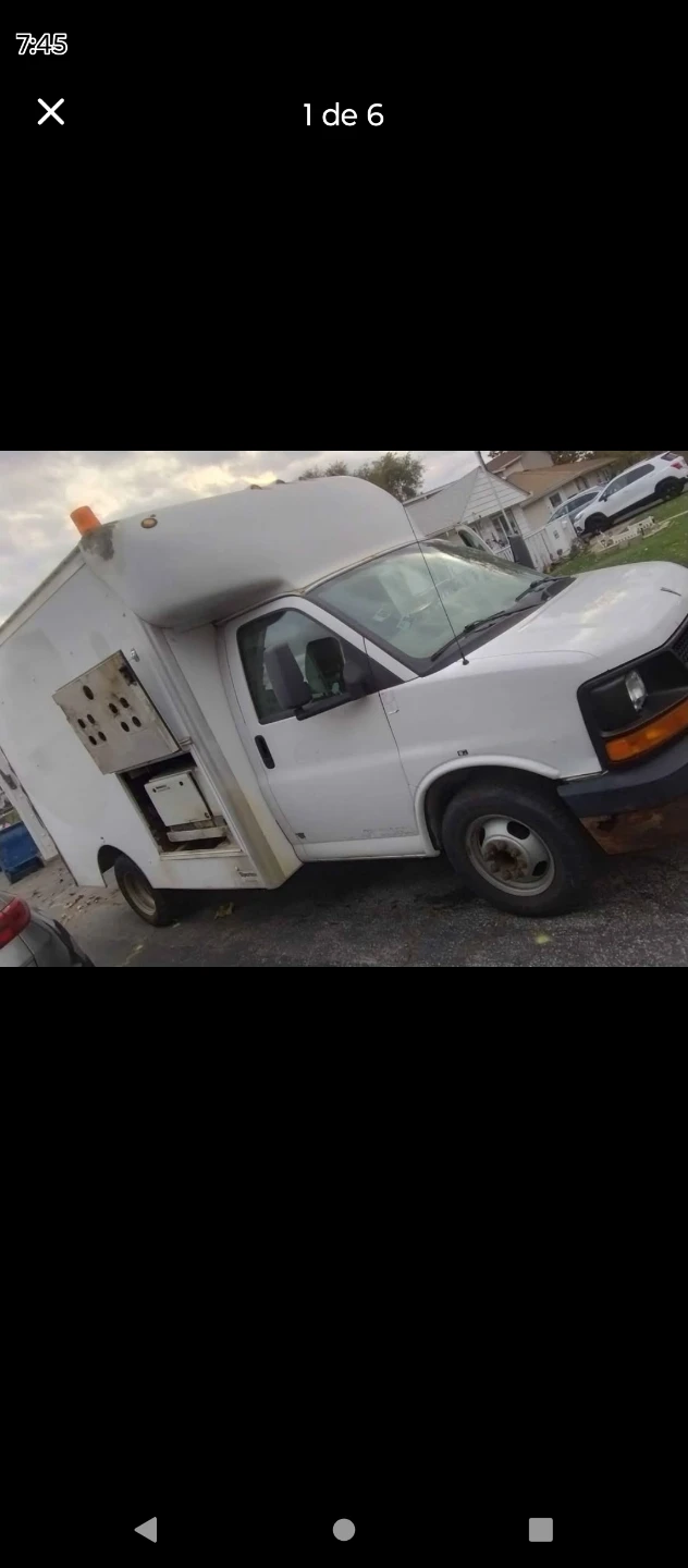 2008 Chevrolet 3500 Crew Cab & Chassis with Generator - photo 5