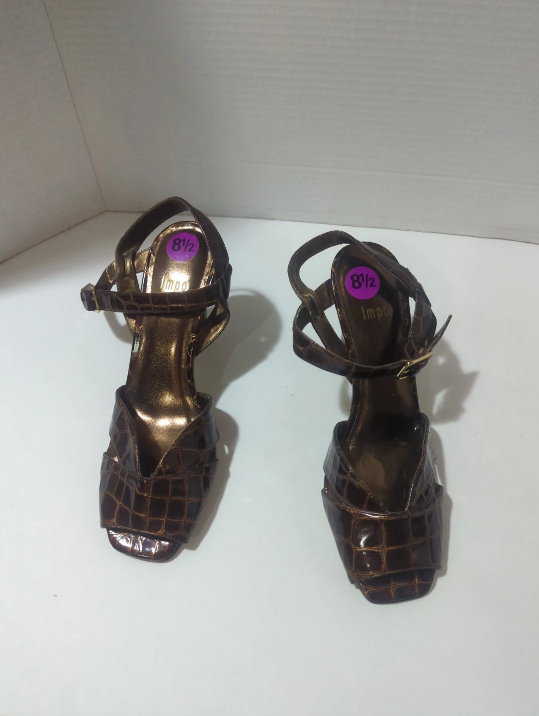 Impo Women's Brown Croc Print Heels Size 8.5