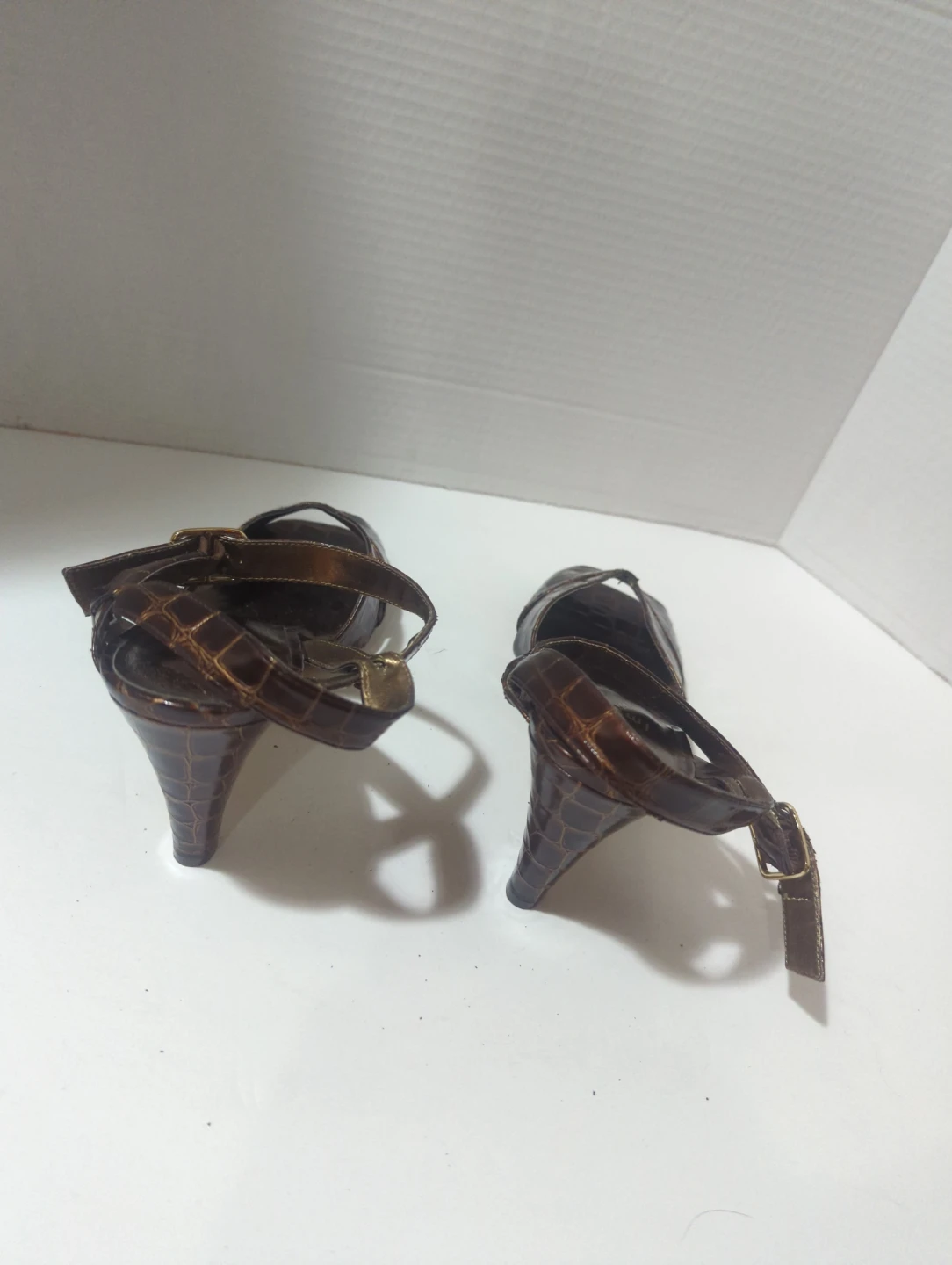 Impo Women's Brown Croc Print Heels Size 8.5 - photo 3