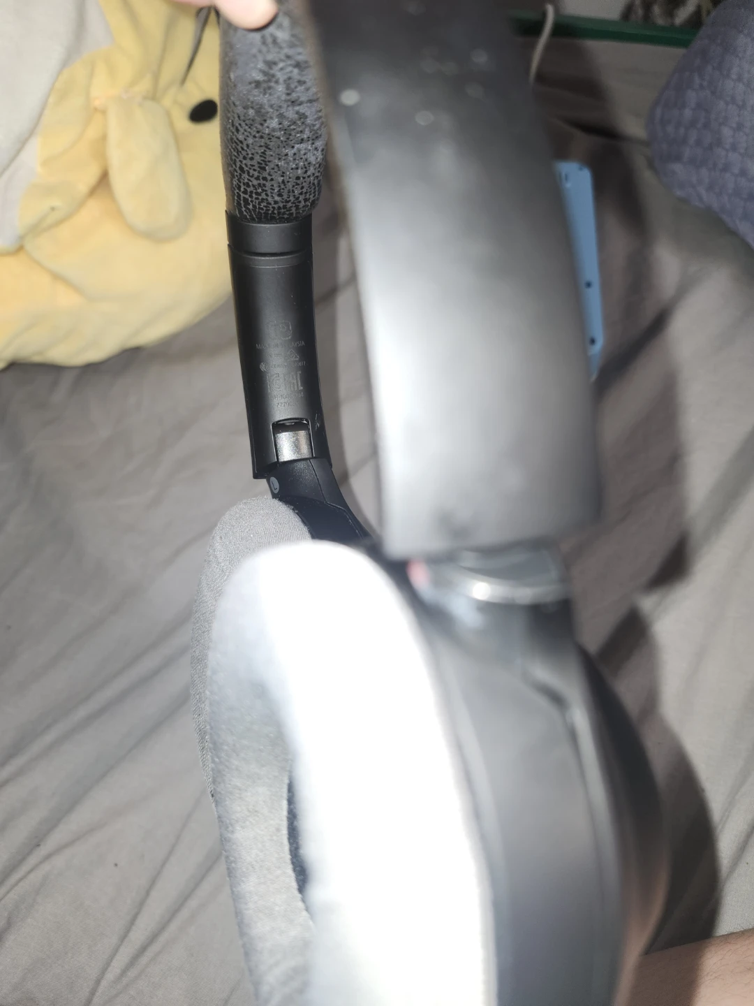 Sony WH-1000XM3 Wireless Noise Cancelling Headphones - photo 2