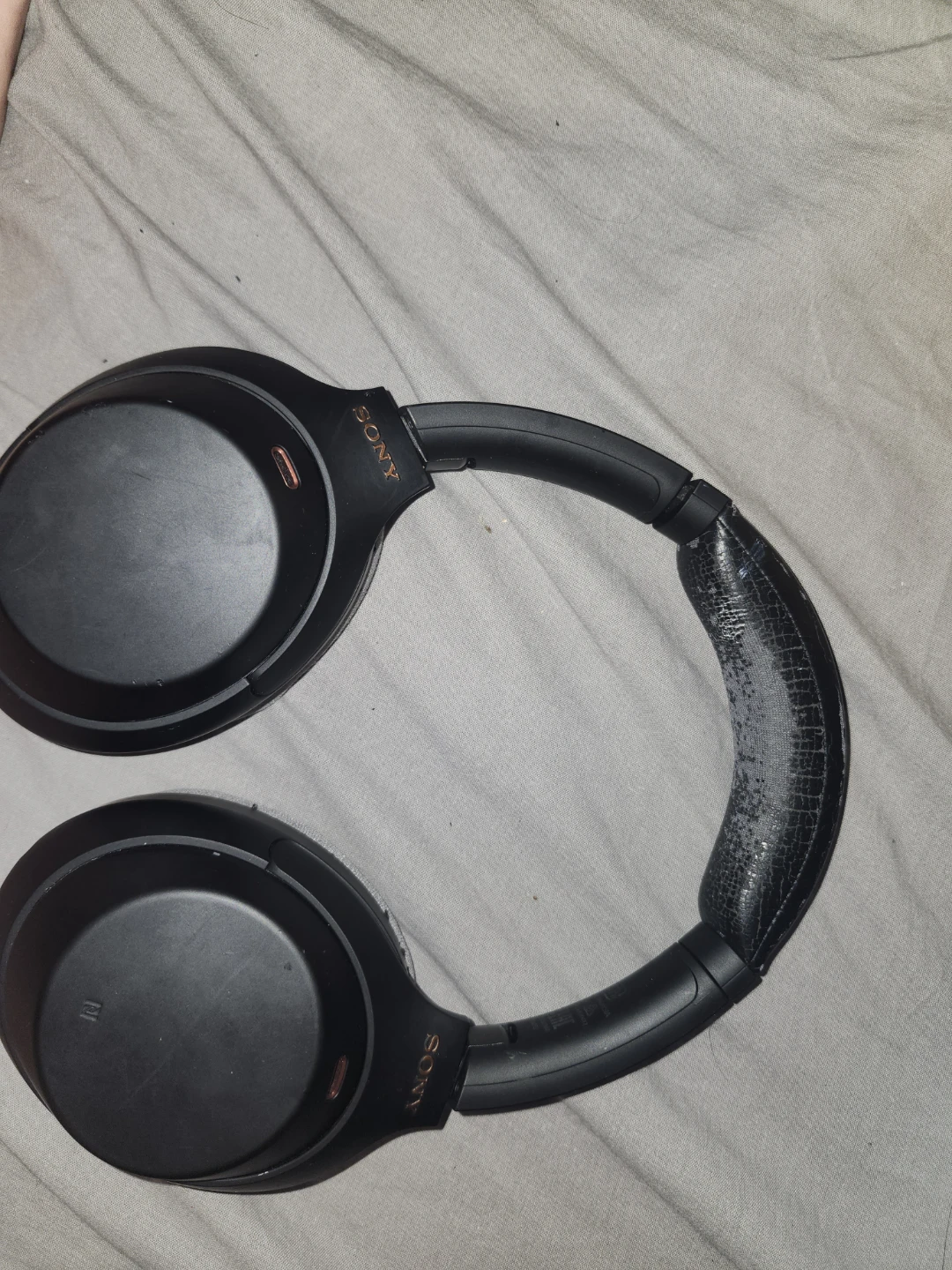 Sony WH-1000XM3 Wireless Noise Cancelling Headphones - photo 3