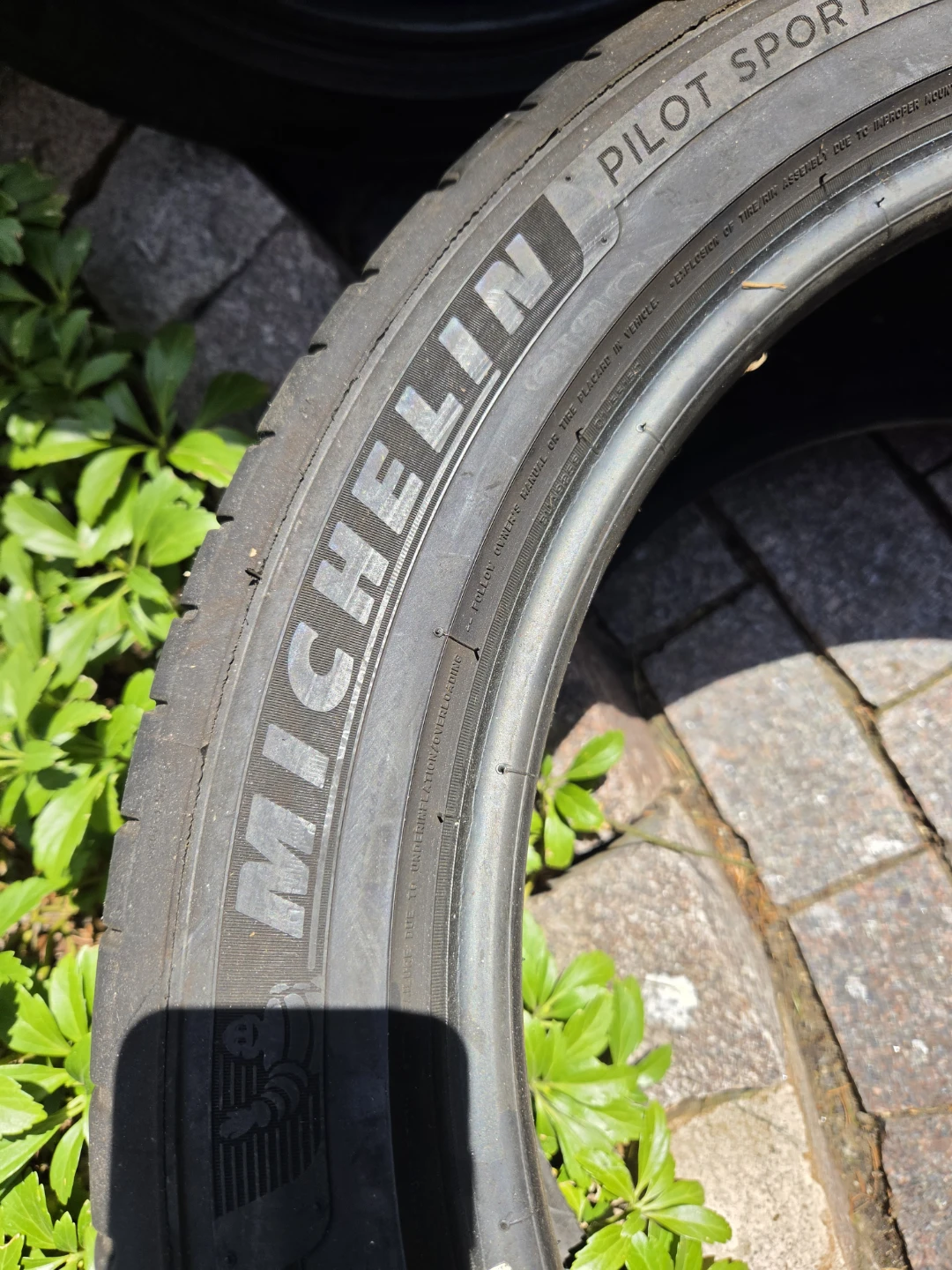 3 yantas 255 45 ZR 19 - photo 4