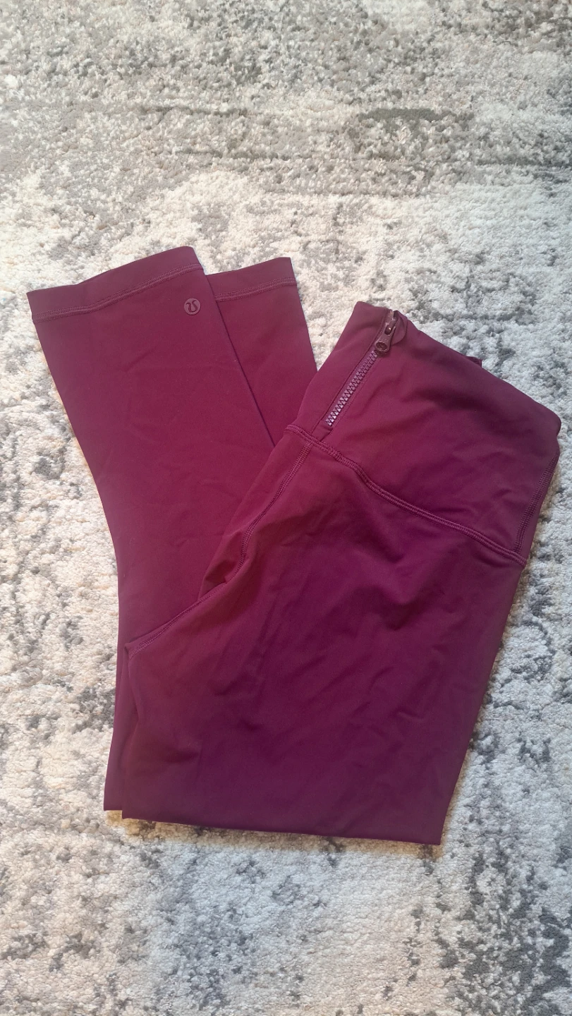 Lululemon Women's Size 8 swim pant - photo 2