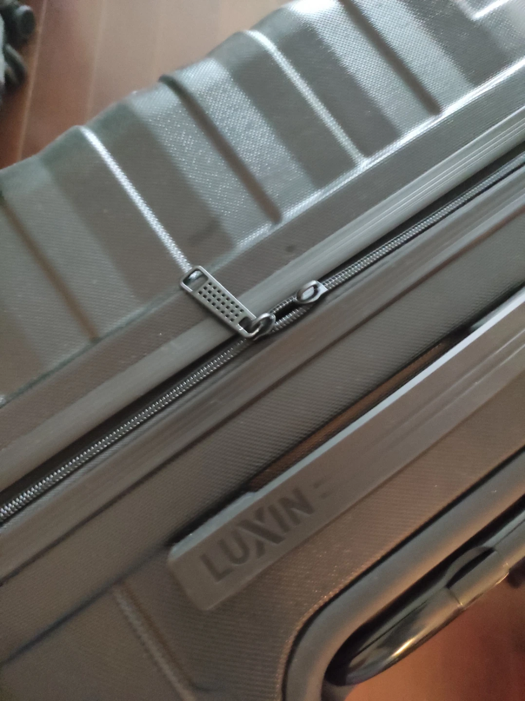 LUXIN Luggage Set - Silver and Grey - photo 5