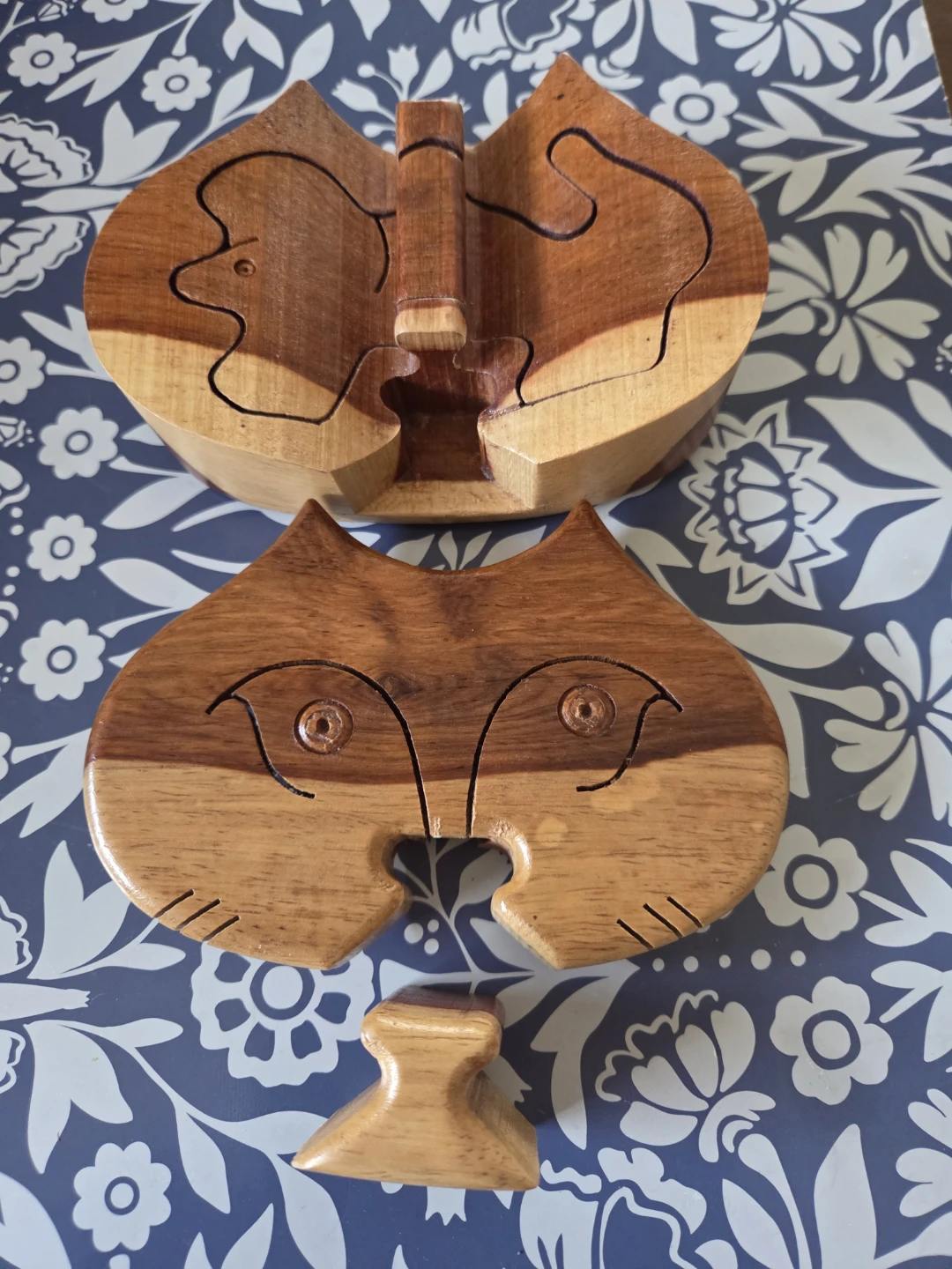 Vintage Wooden Cat Puzzle Box - photo 3