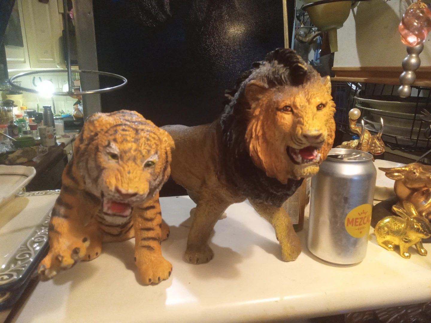Lion and Tiger Figurine Set