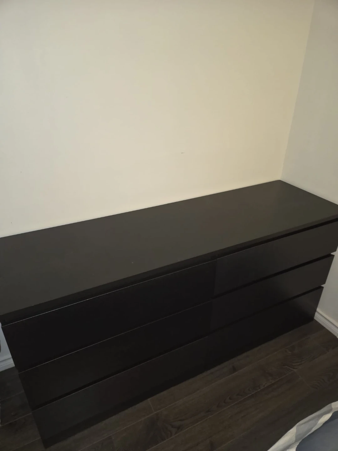 6 Drawer Dresser - Black