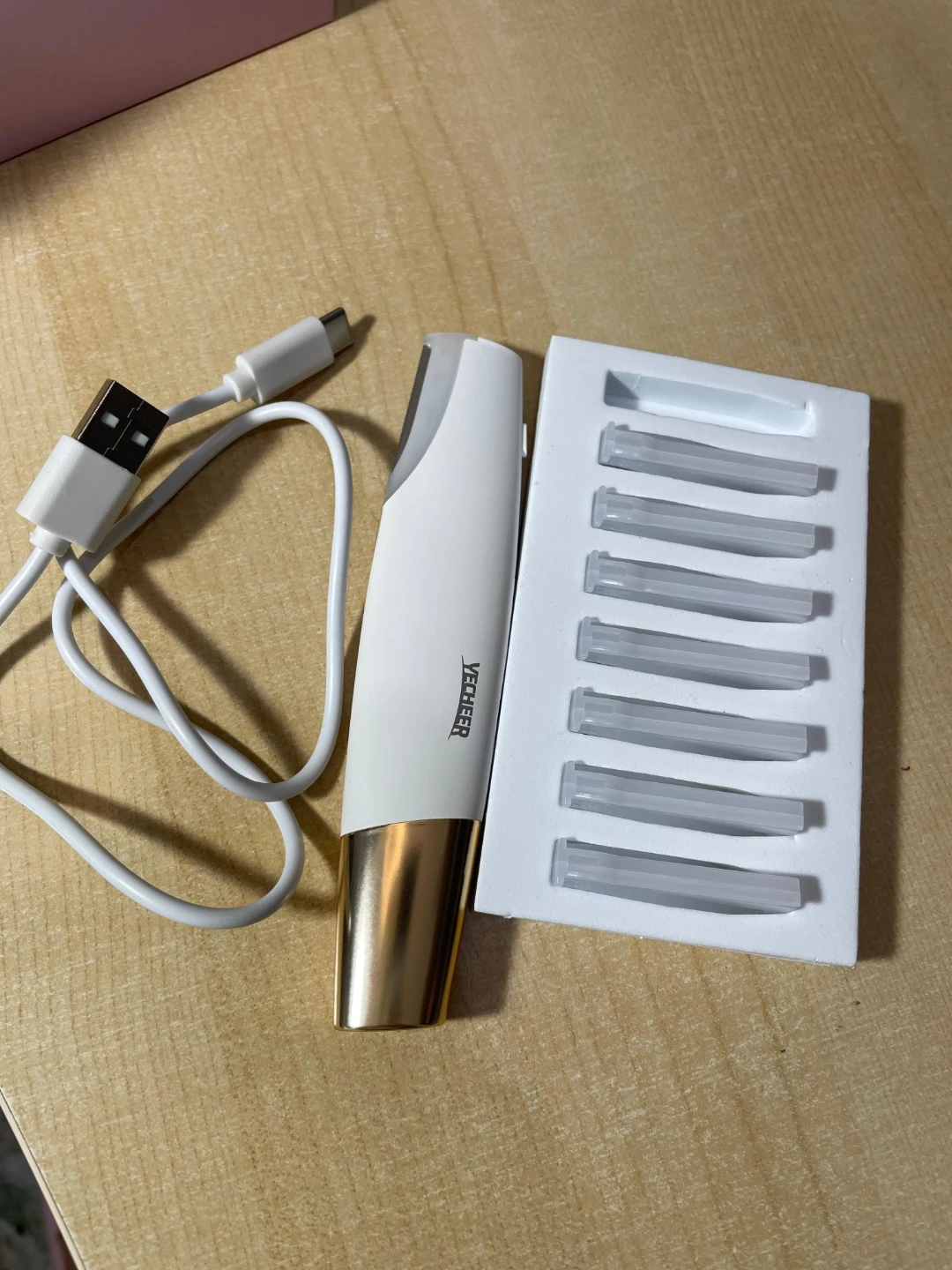 YECHEER Sonic Dermaplane Razor for Women - White/Gold - photo 3