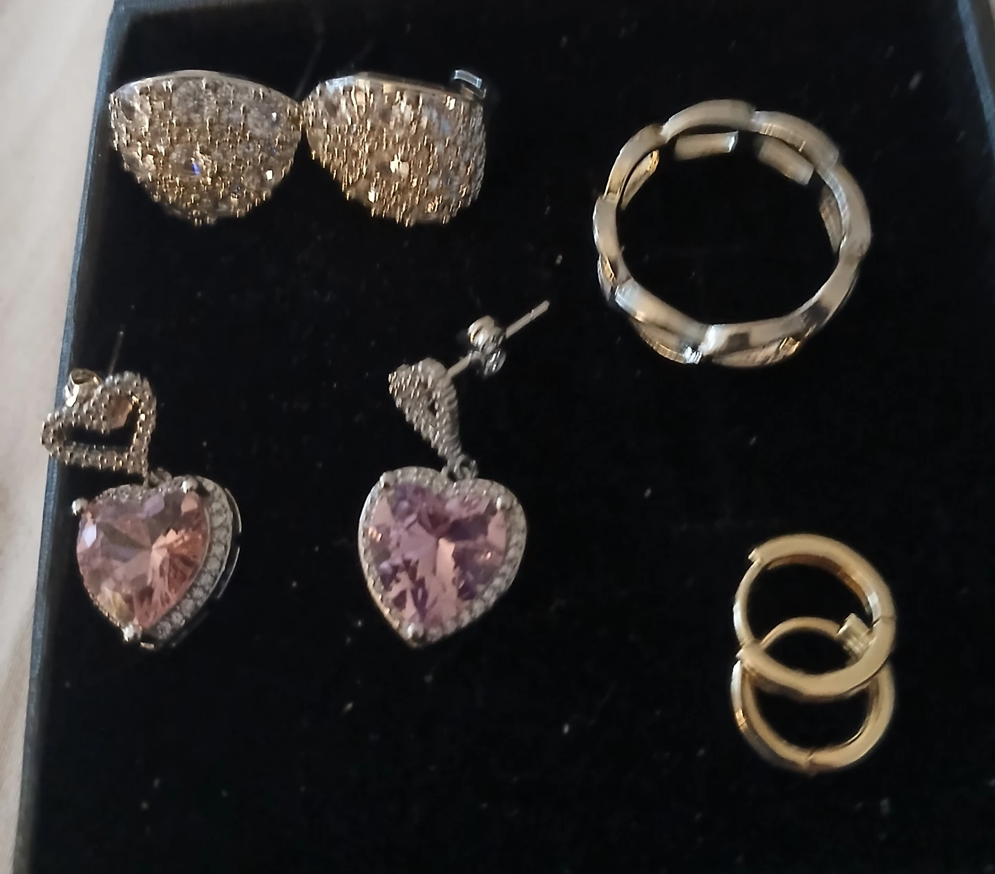 Jewelry set with earrings and ring - photo 4