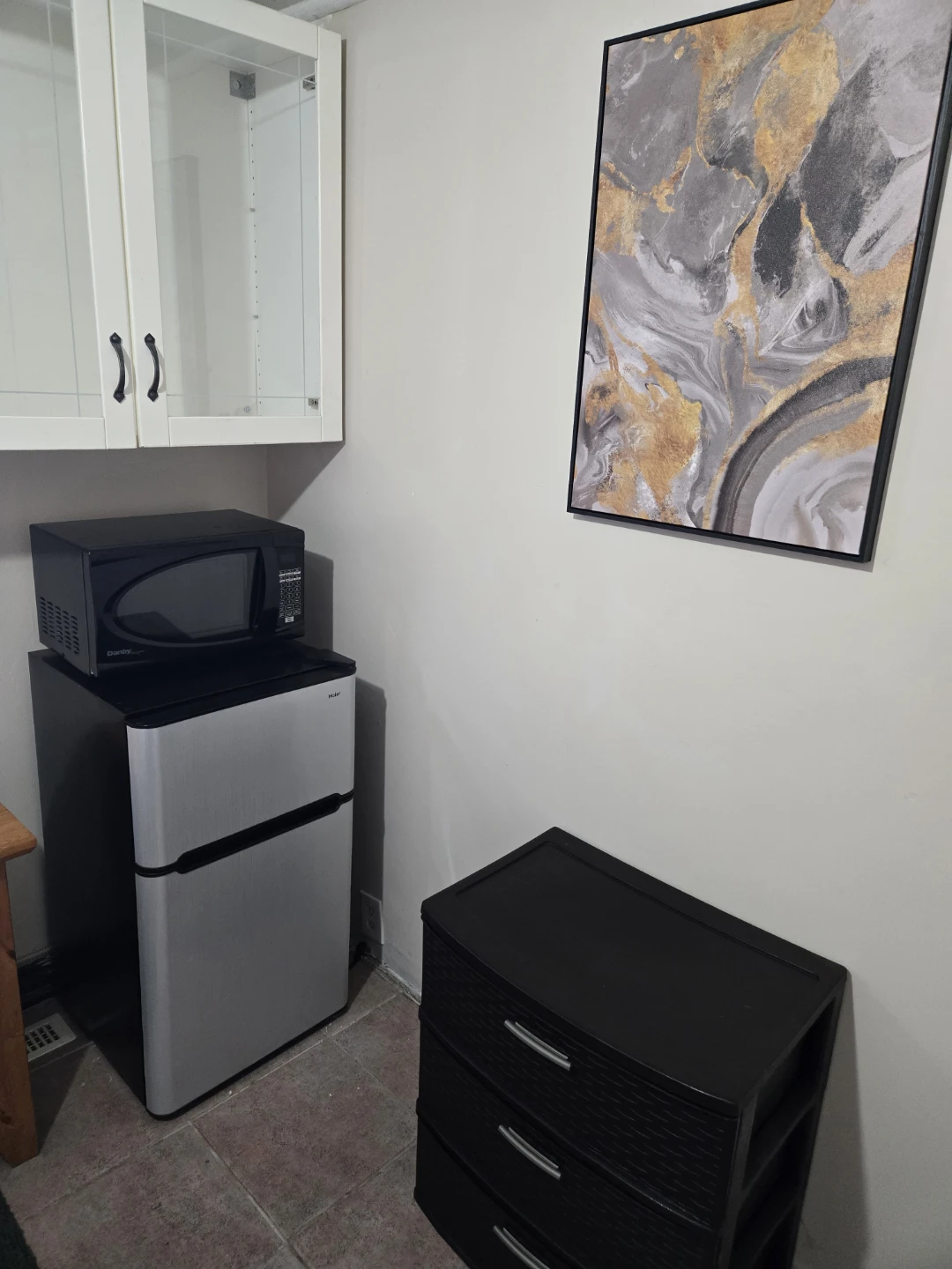 Room FOR RENT STARTING AT $55 OER DAY - photo 4