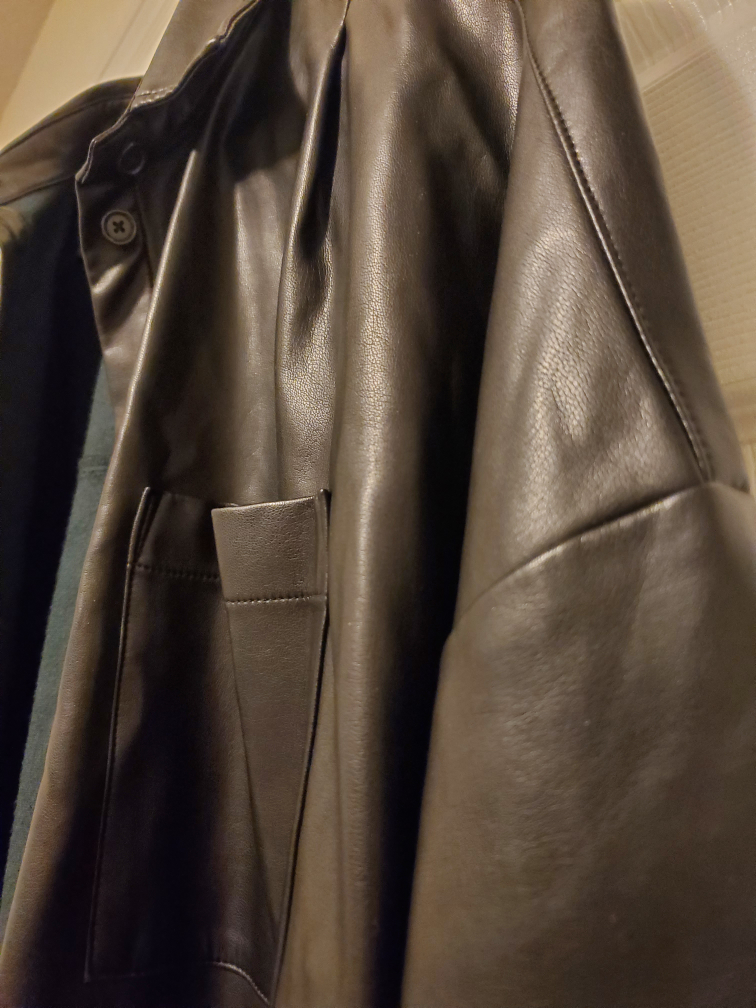 French Connection Faux Leather Oversized Jacket - Size S  🌱 - photo 3