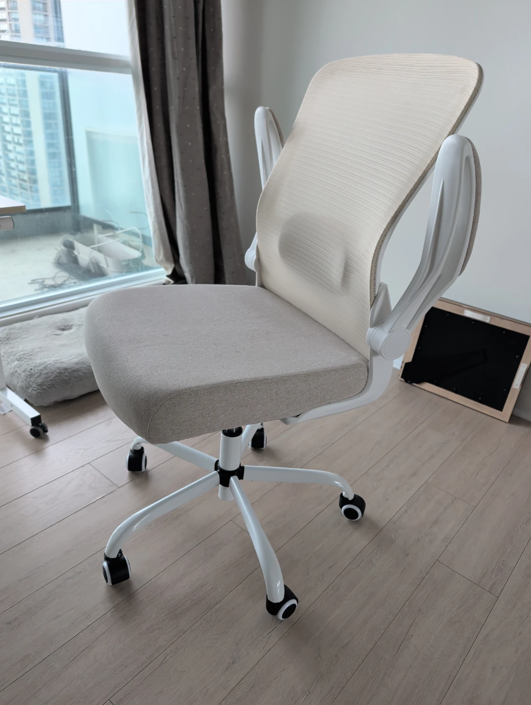 Ergonomic Office Chair - Cream - photo 3