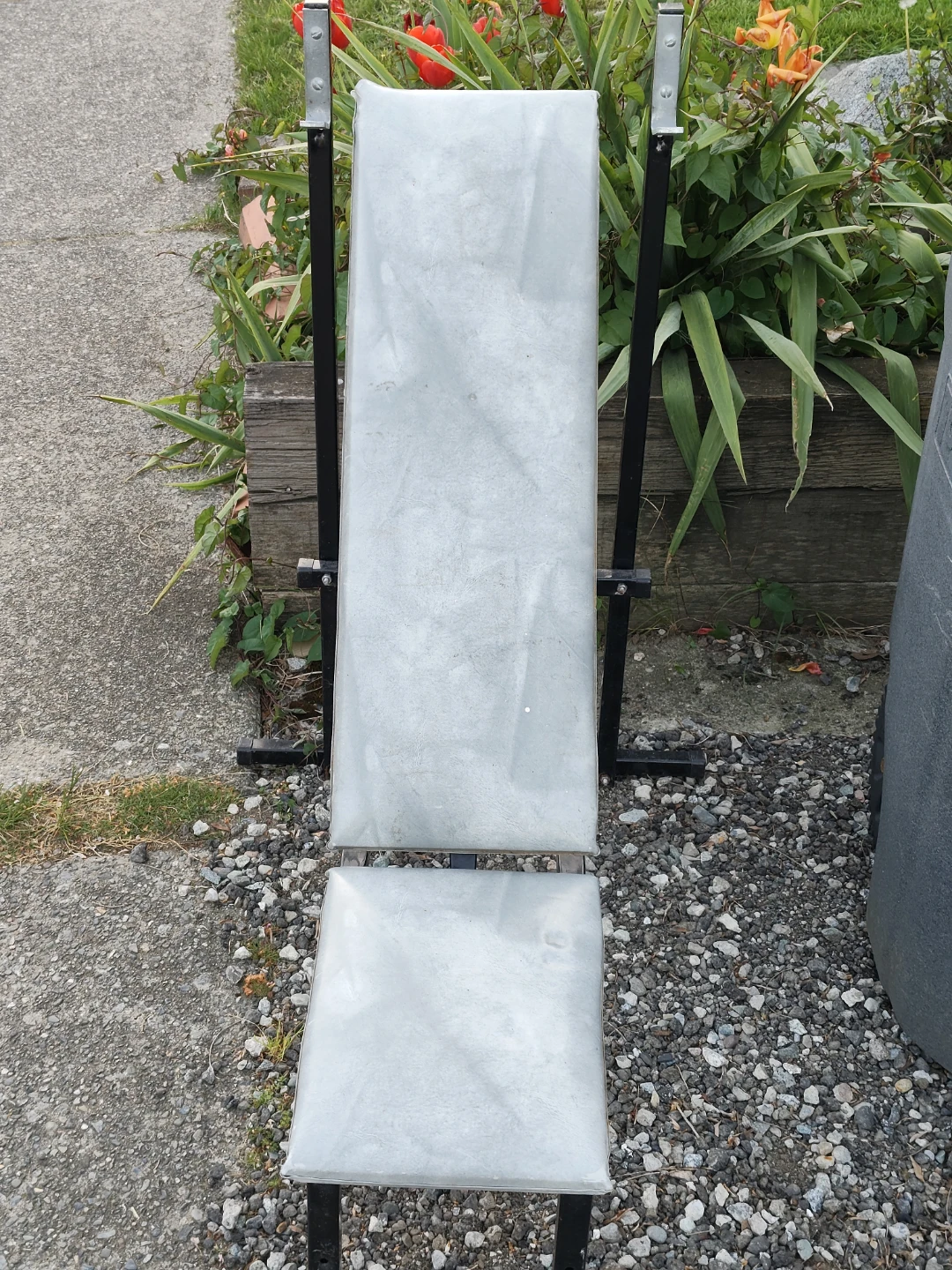 Weight Bench