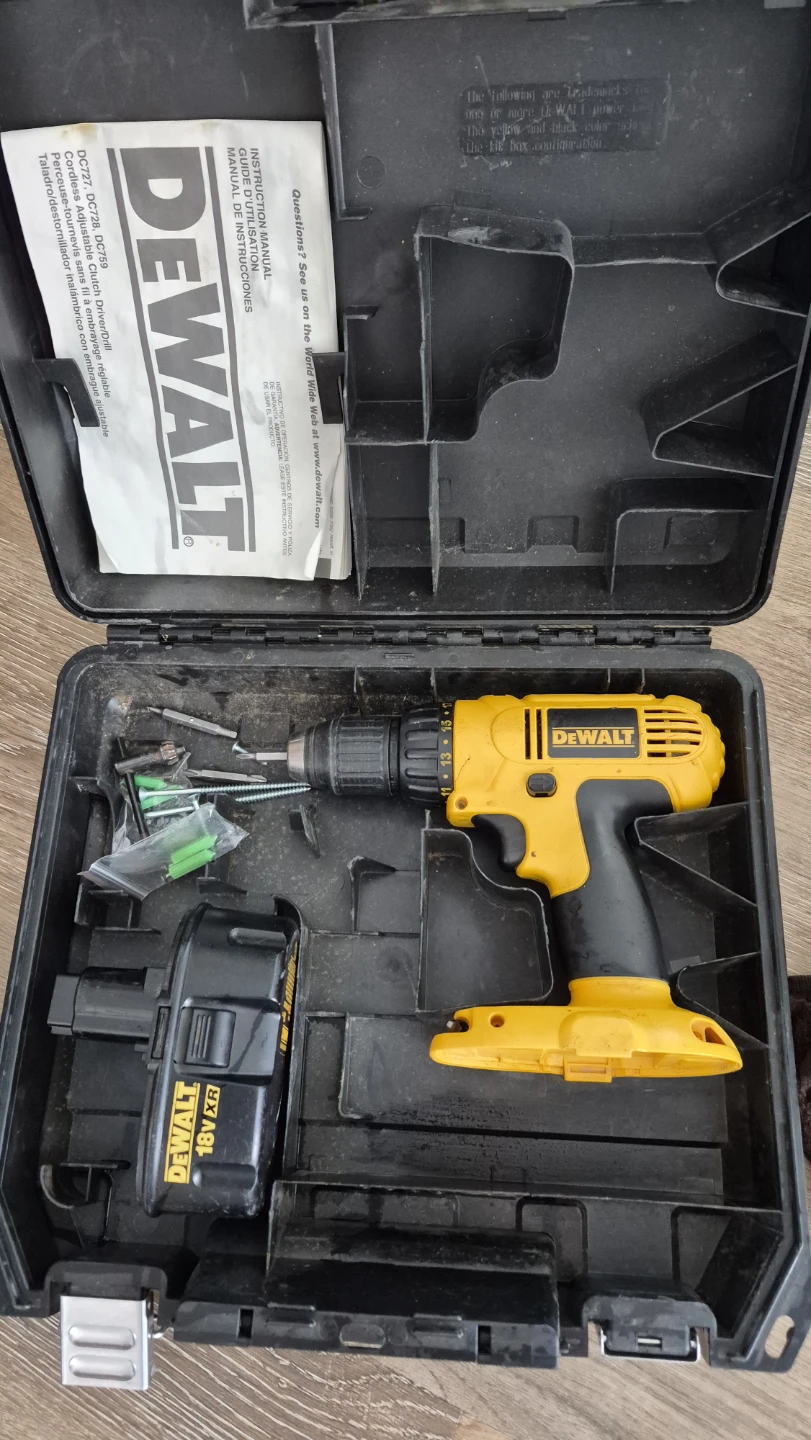 DeWalt DC759KA Cordless Drill with Case and Battery - photo 2