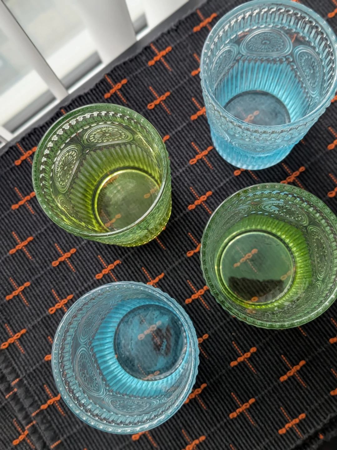 Set of 4 Embossed Glass Tumblers - Blue and Green - photo 3