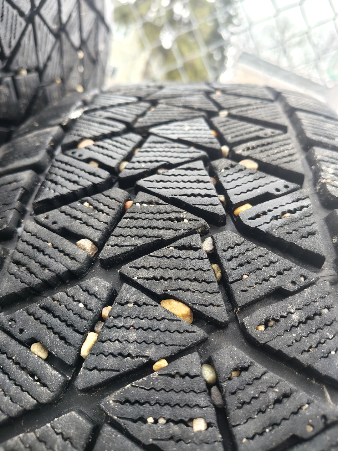 Set of 4 M&S Tires with Rims - photo 5