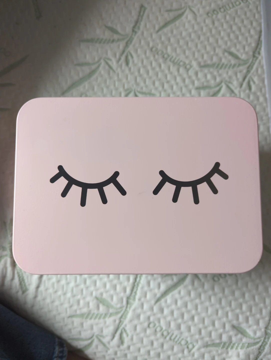 Pink Makeup Train Case with Eyelash Design