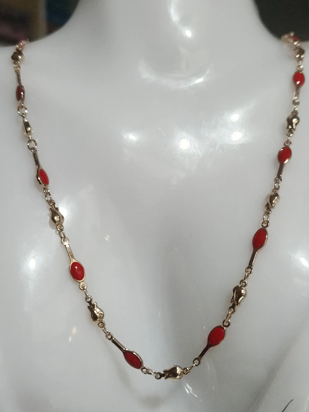 Gold Tone Necklace with Red Oval Stones and Tulip Accents