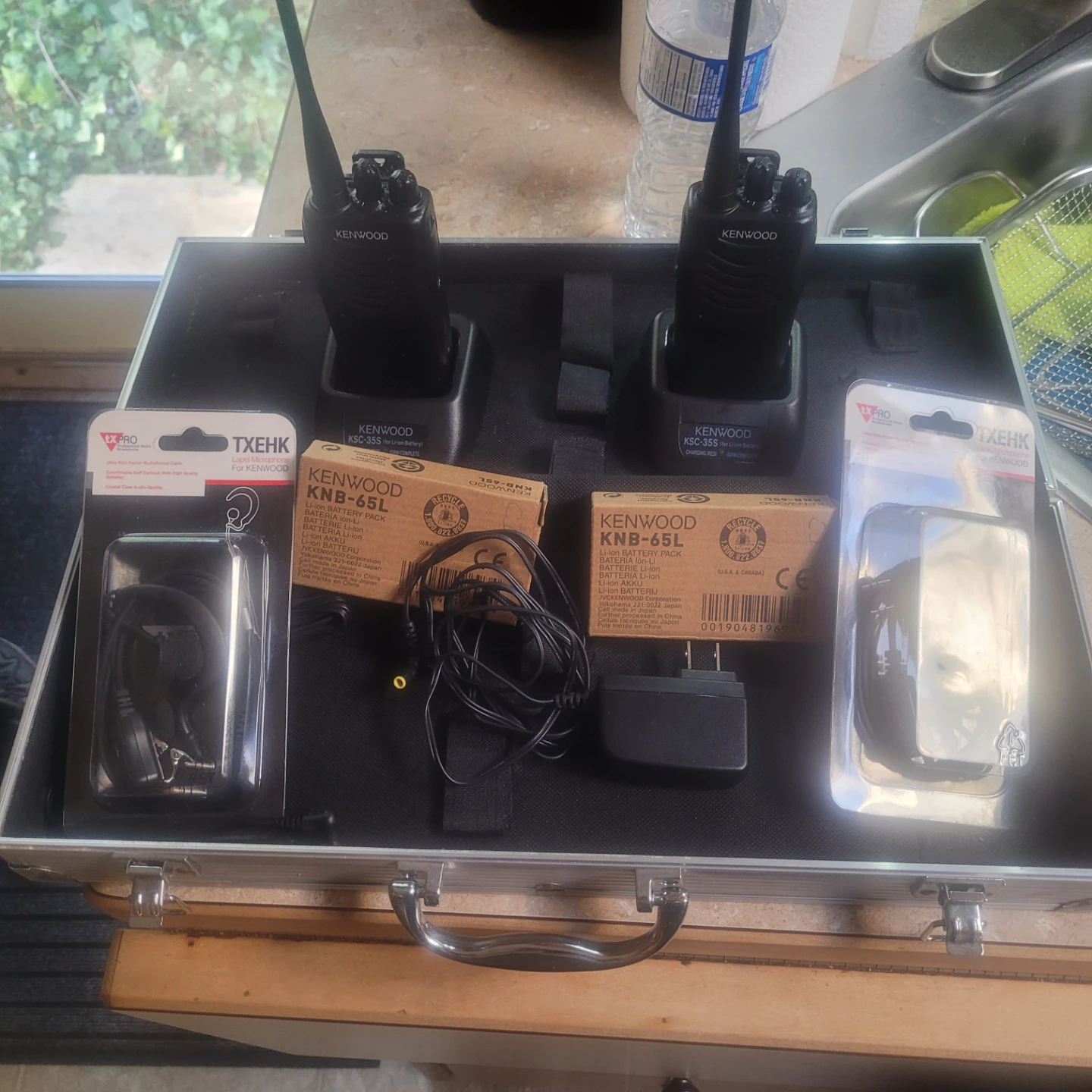 Kenwood communication  radios 5w