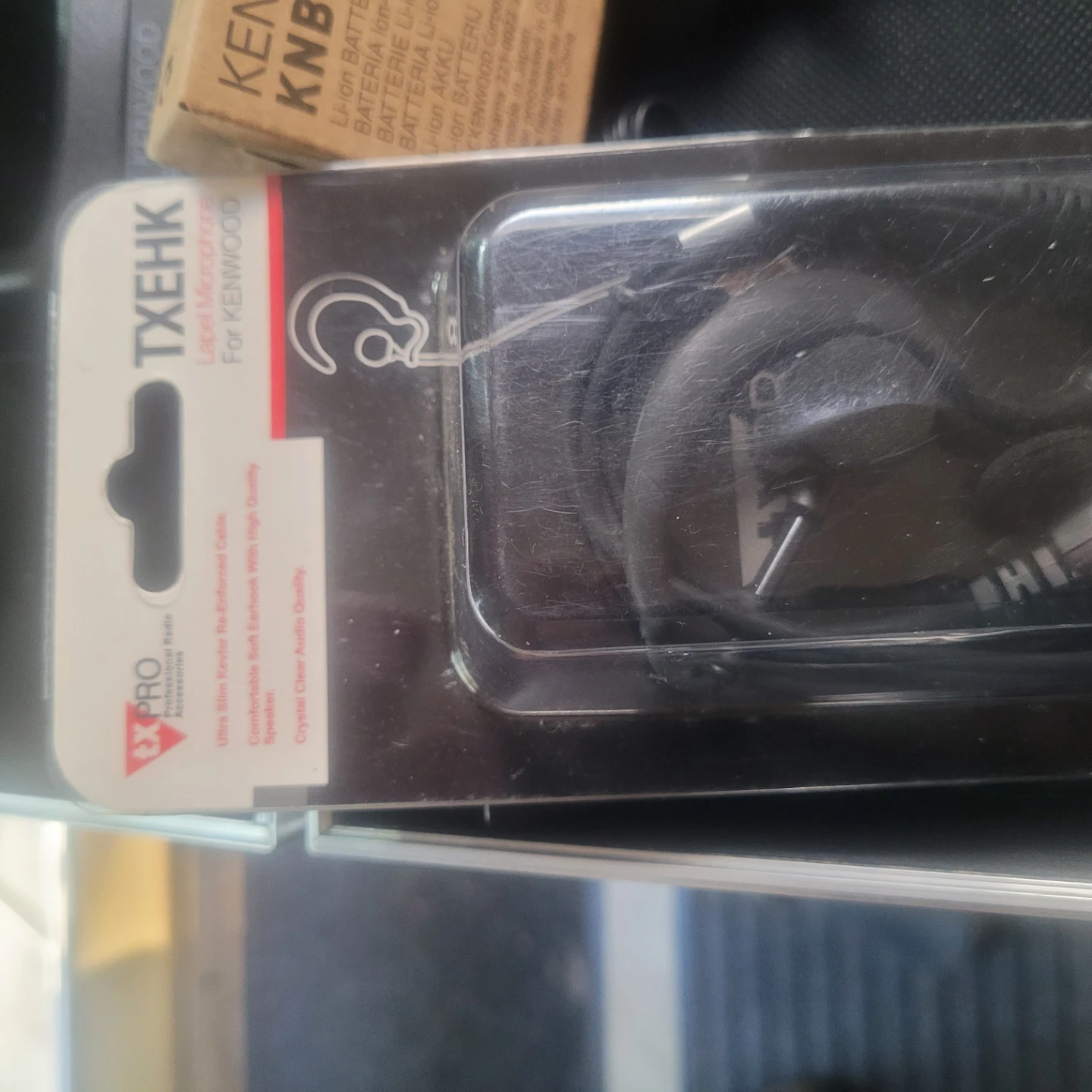 Kenwood communication  radios 5w - photo 3