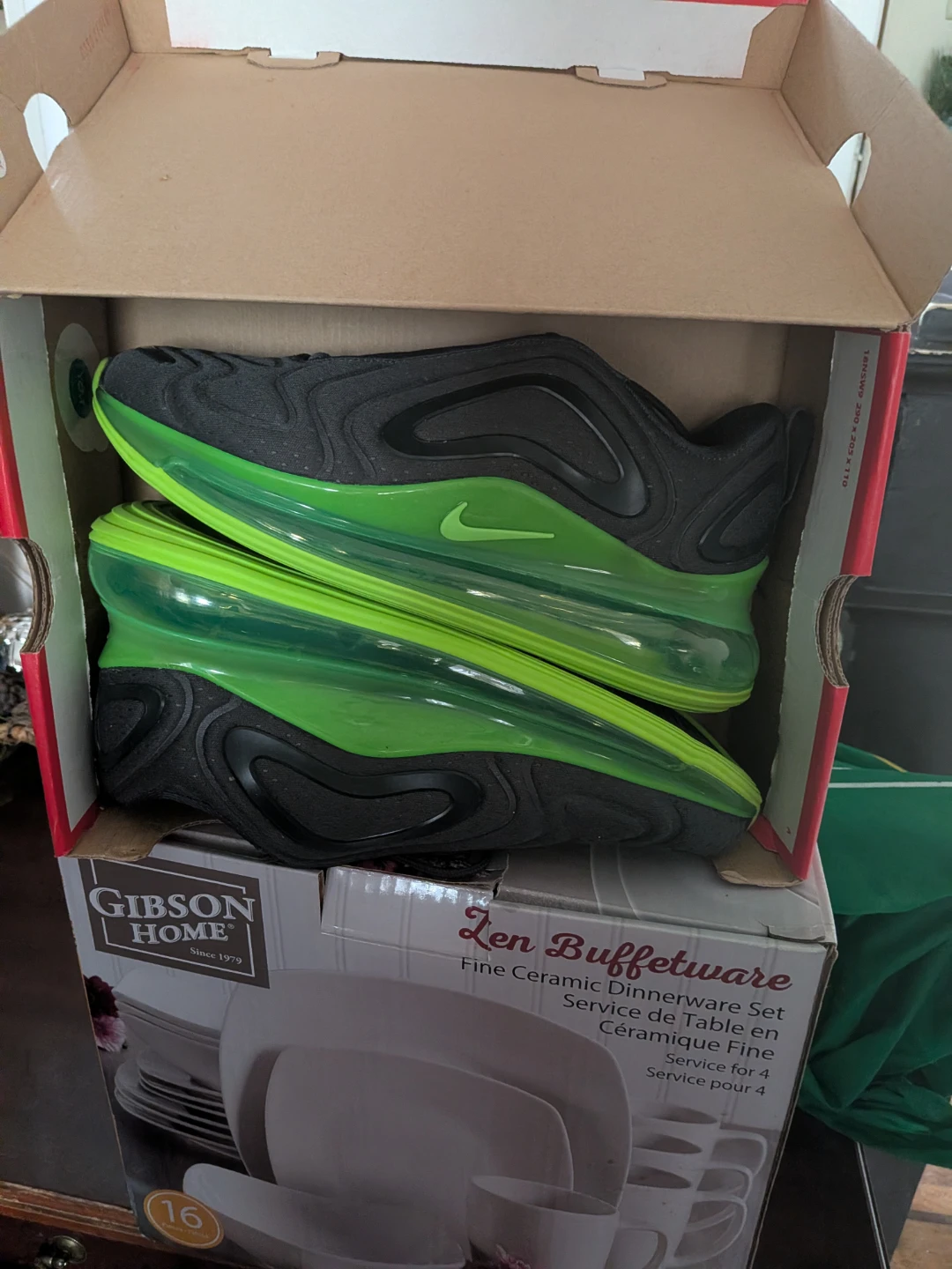 Nike Air Max 720 Shoes Black/Green - photo 3