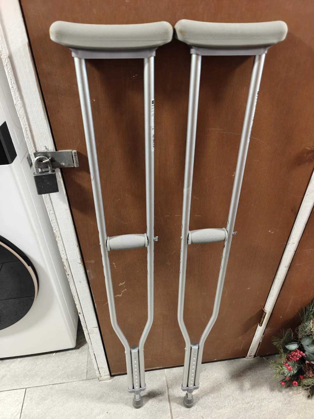 Crutches