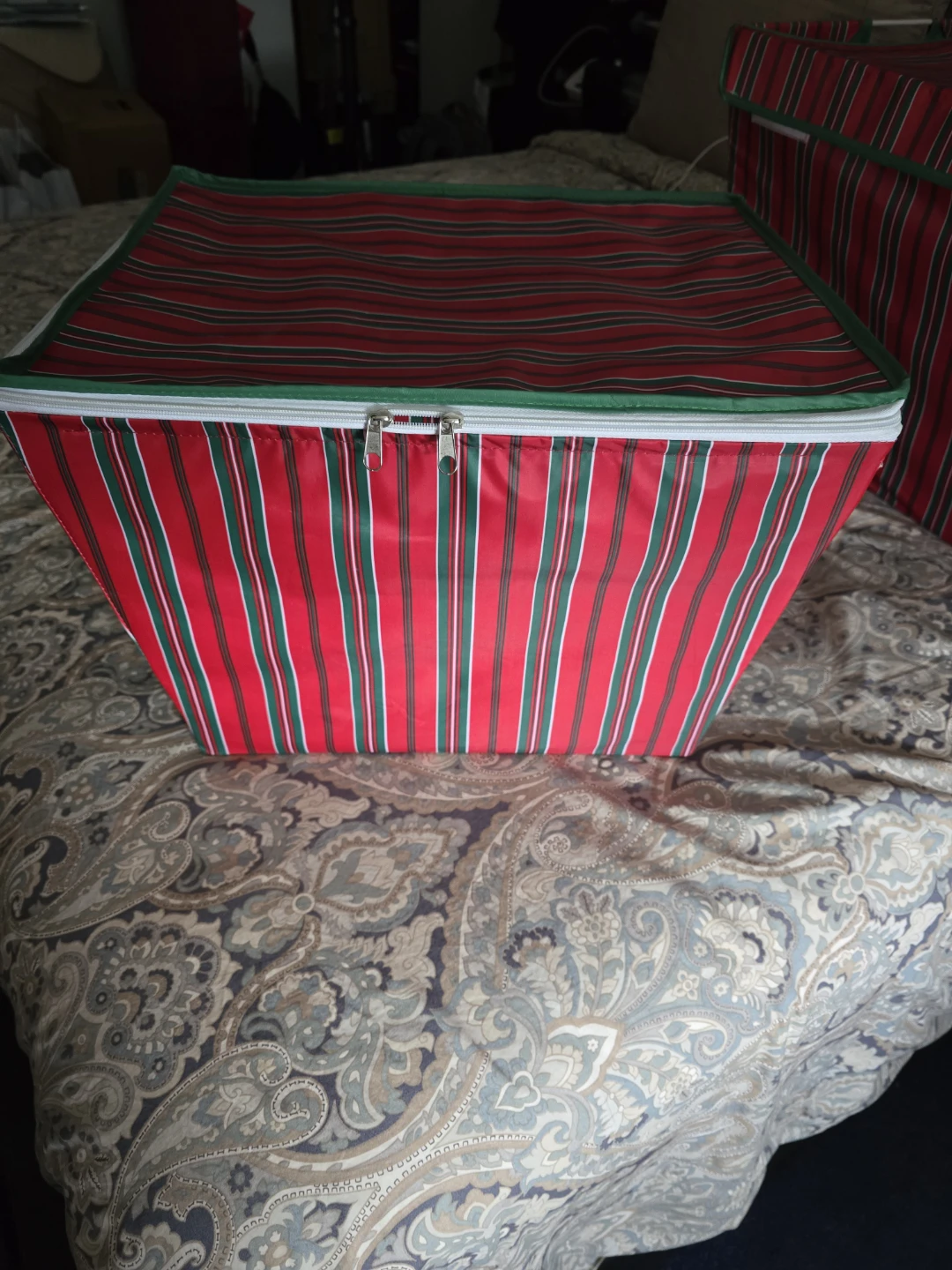 Storage bins ~REDUCED PRICE ~ - photo 4