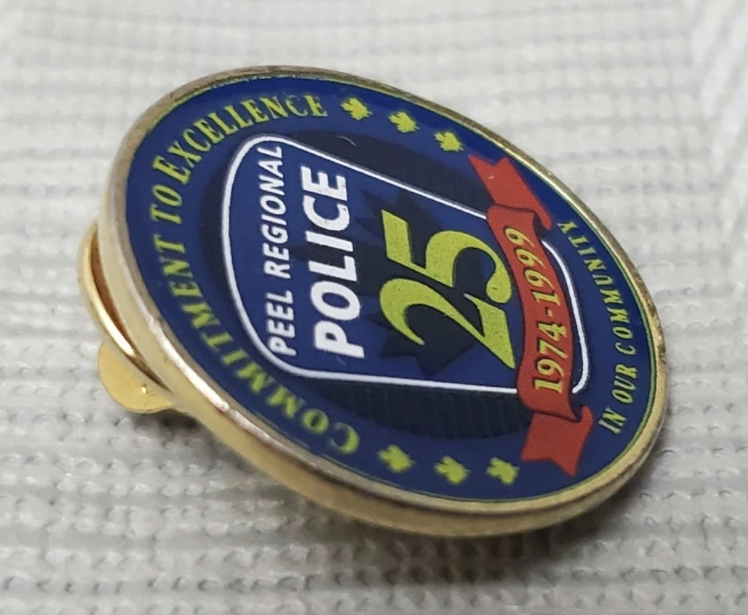 25th anniversary Peel region police pin - photo 3