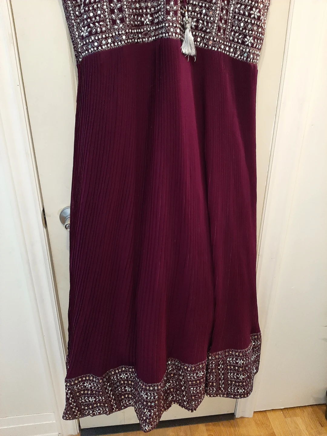 XL Brand New Never Worn Purple Embellished Sleeveless Maxi Dress - photo 4