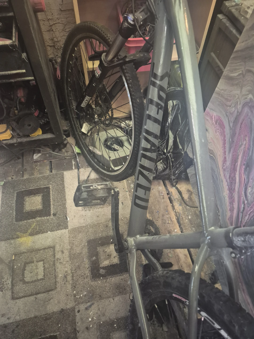 Specialized Mountain Bike - photo 2