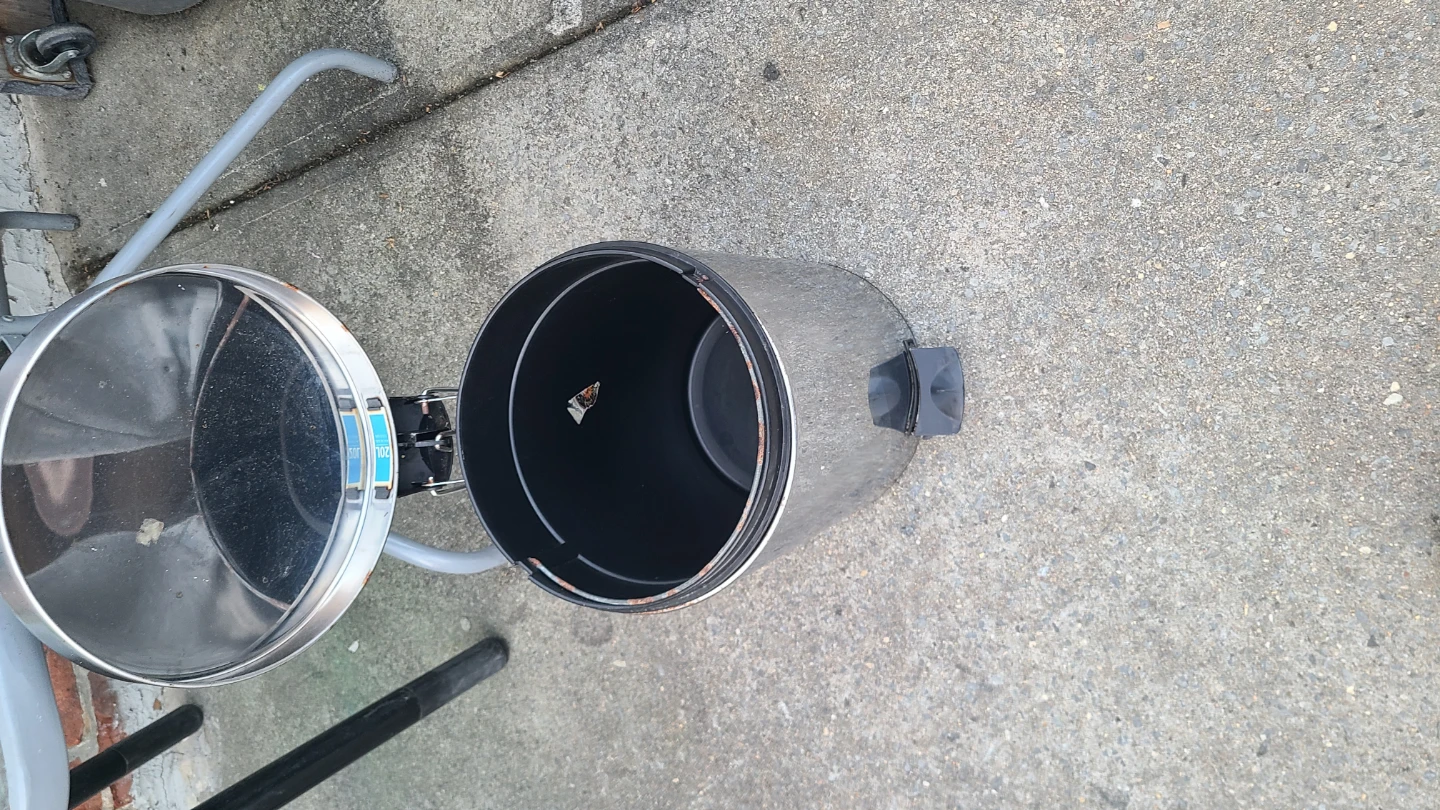 Stainless Steel Step Trash Can - photo 3