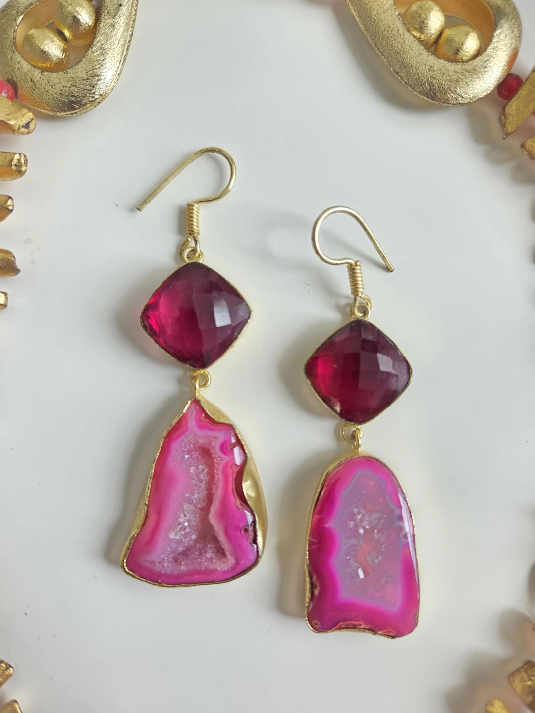 Semi precious-Gold Necklace Earrings Set with Pink Agate - photo 3