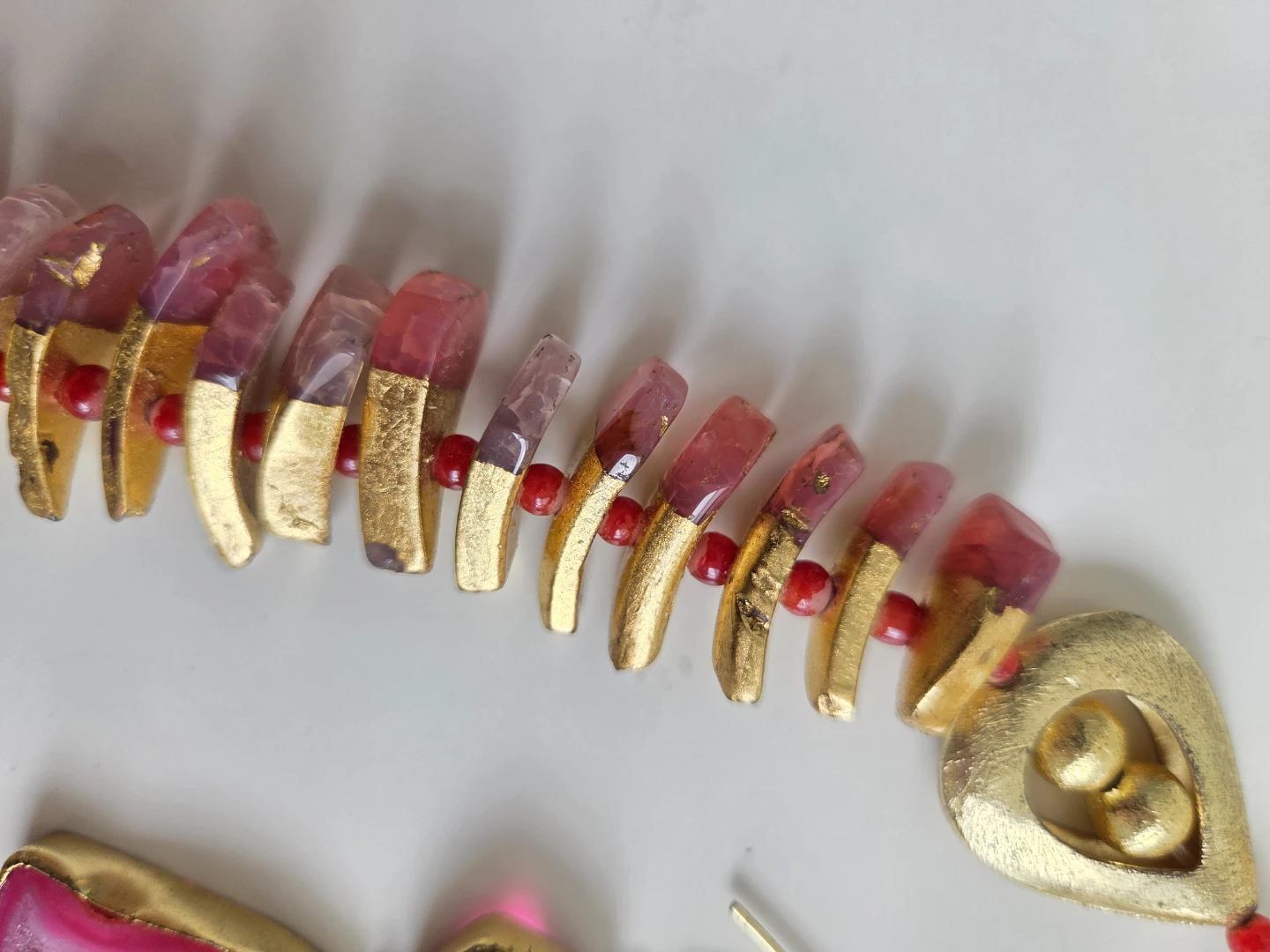 Semi precious-Gold Necklace Earrings Set with Pink Agate - photo 4