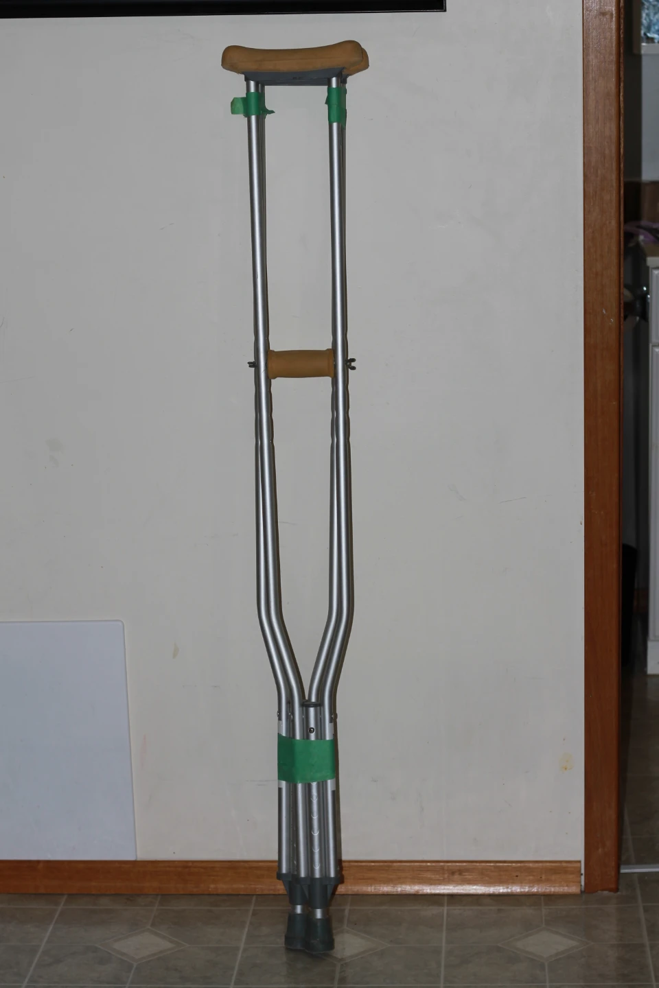 Quik-Fit Aluminum Crutches