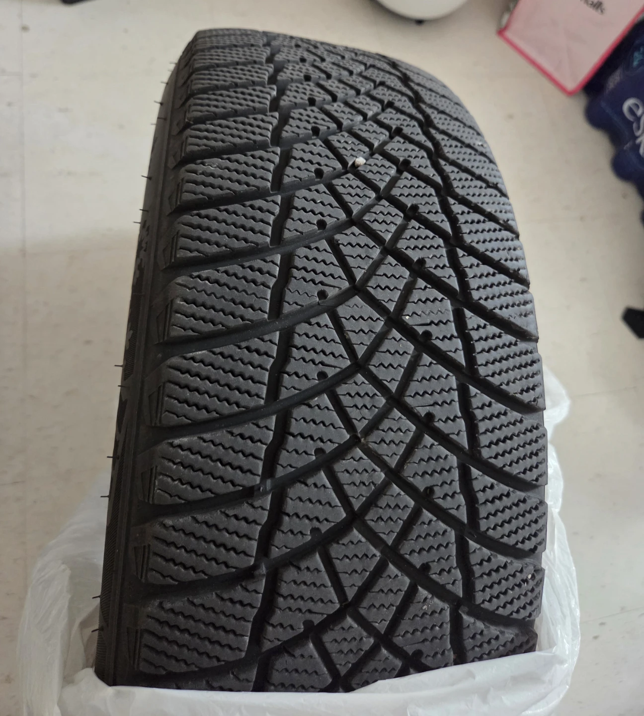 Motomaster Winter Edge II Tire on Rim