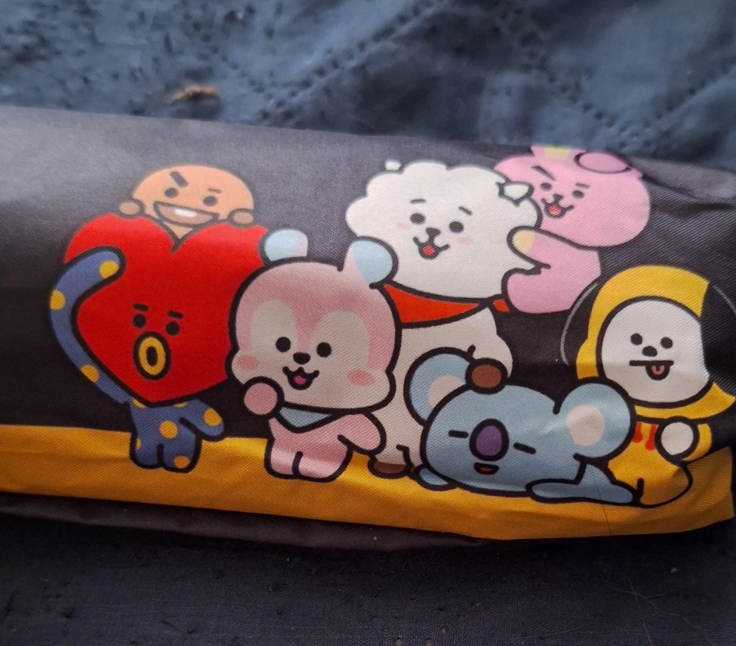 BTS Miniso BT21 All Weather compact Umbrella with cover and tags - photo 2