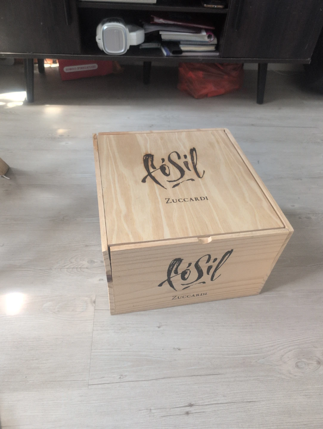 Zuccardi Wooden Wine Crate - photo 3