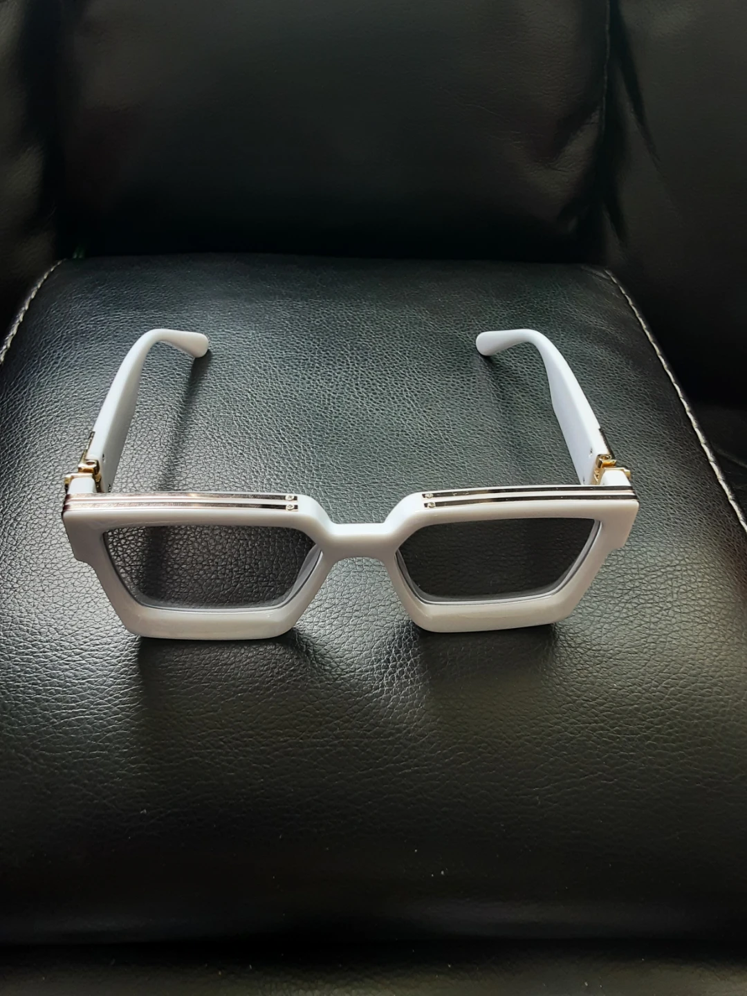 Brand new Fashion Sunglasses Polarized White