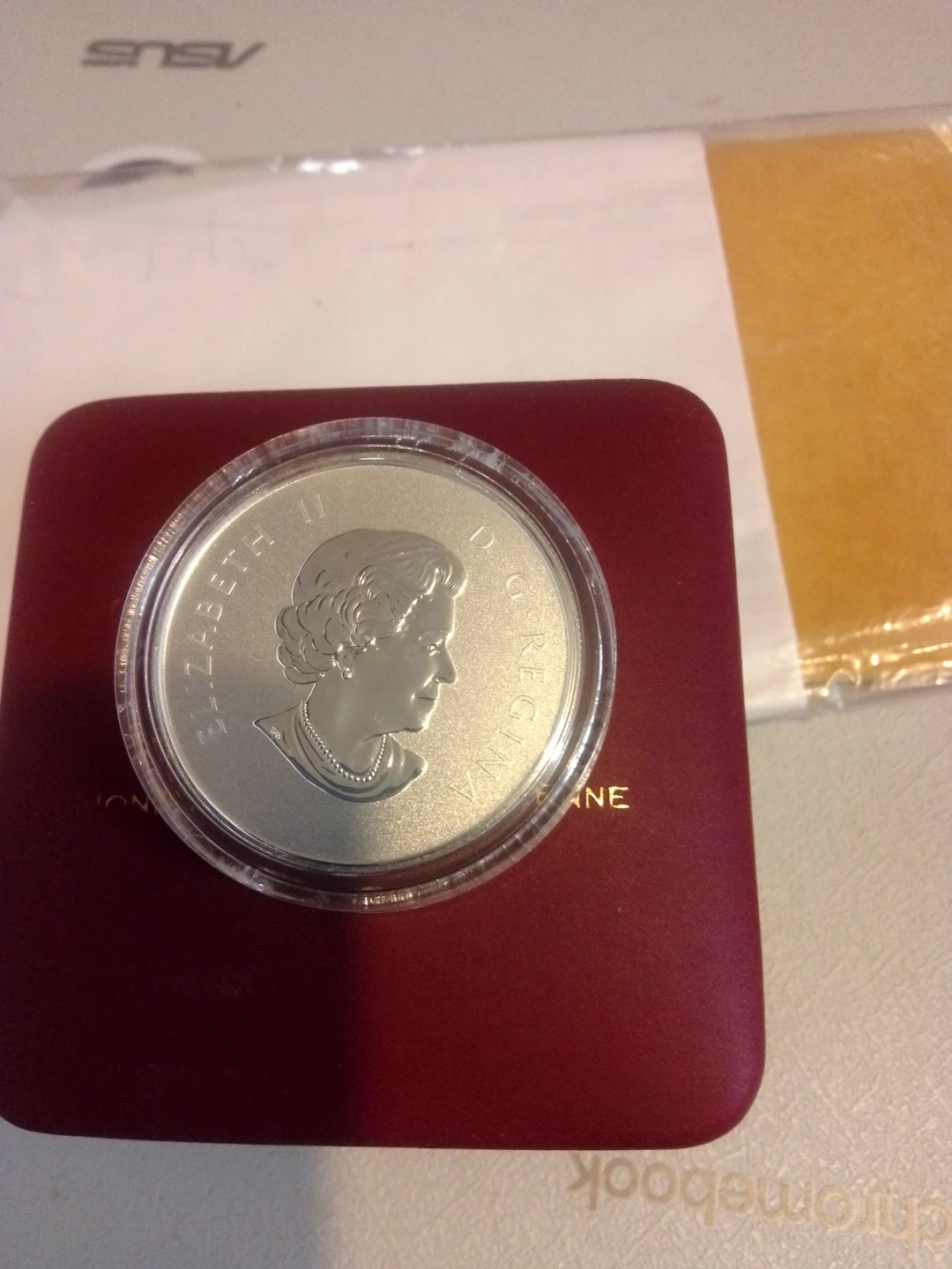 2011 Canada $10 Fine Silver Maple Leaf Forever Coin - photo 2