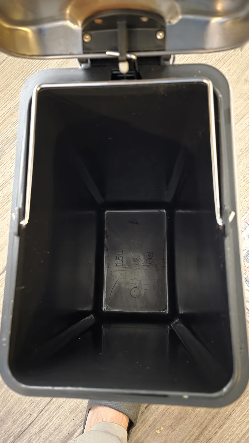 15 Litre Stainless Steel Step Can - photo 2