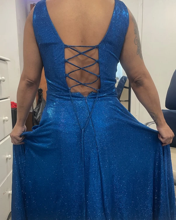 Vestido d graduación Sparkly Blue A-Line Gown with Lace-Up Back - photo 2
